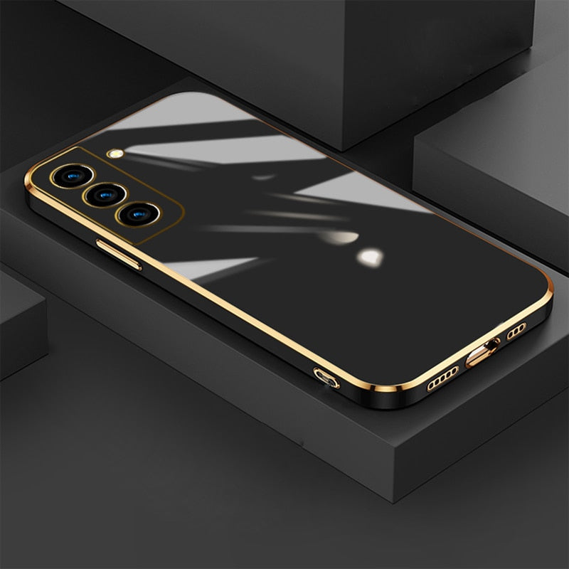 Metallic-Trimmed TPU Phone Case for Samsung Galaxy – Slim Protection with Gold Accents & Scratch-Resistant Microfiber Interior | Thomler