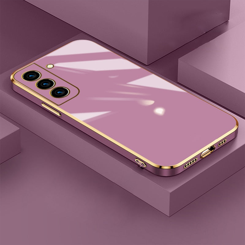 Metallic-Trimmed TPU Phone Case for Samsung Galaxy – Slim Protection with Gold Accents & Scratch-Resistant Microfiber Interior | Thomler