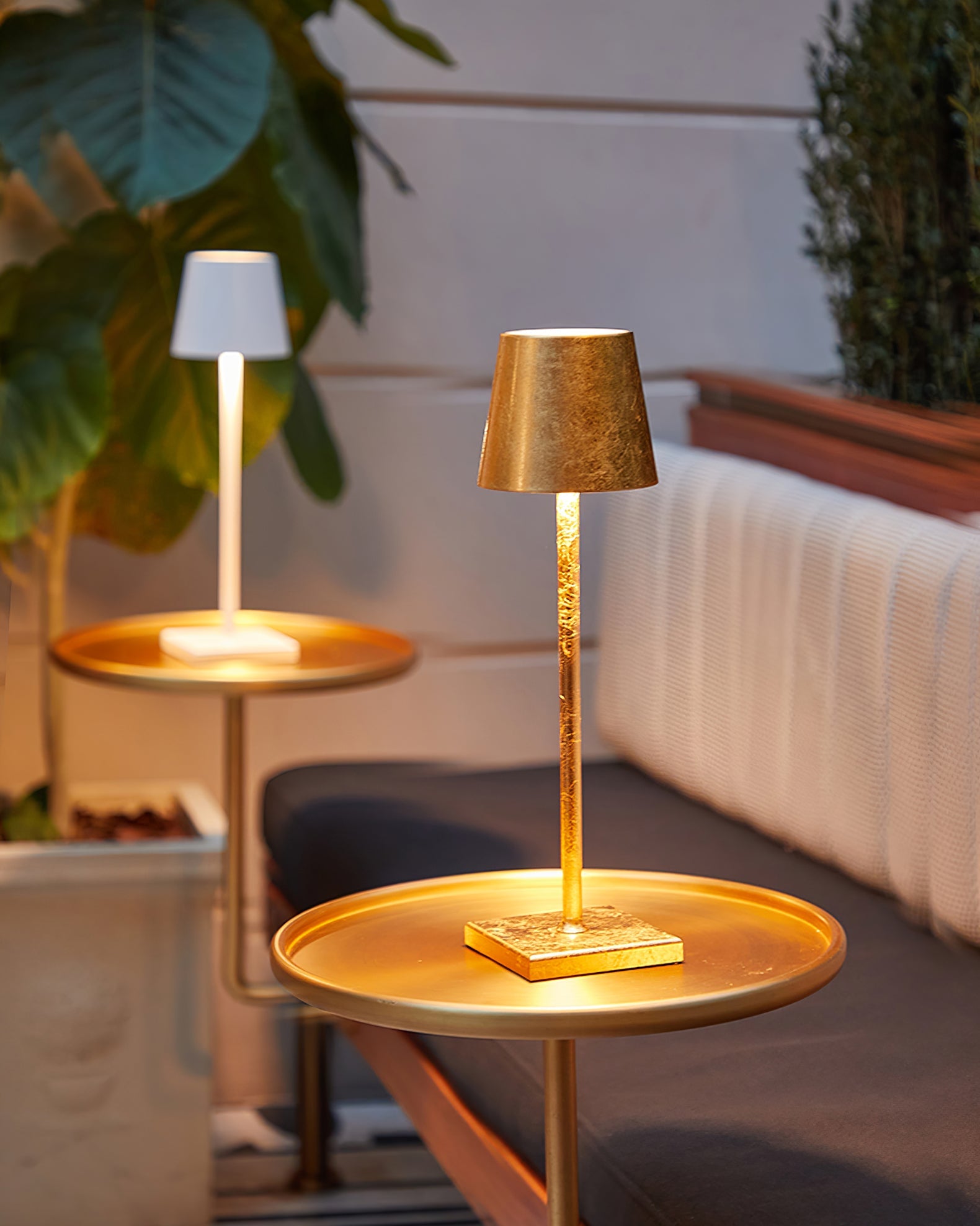 Table Lamp Metal 15 in Portable Indoor Outdoor LED Accent Light Dimmable USB Rechargeable Touch Control | Thomler