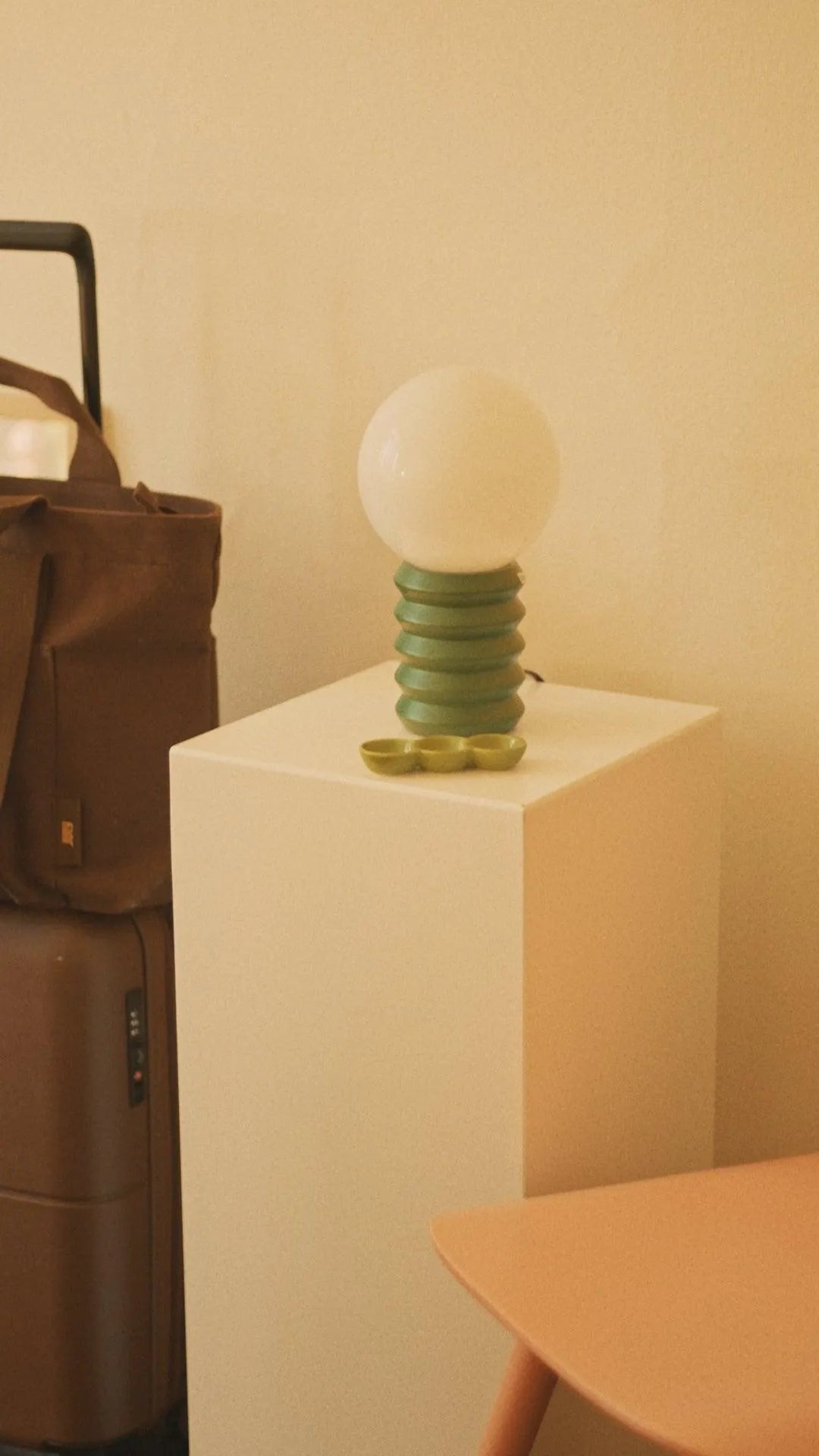 Table Lamp Solid Wood 28.0 cm Frosted Glass Globe Green Bedroom Bedside Retro Accent Mood Lighting Decorative Lamp | Thomler