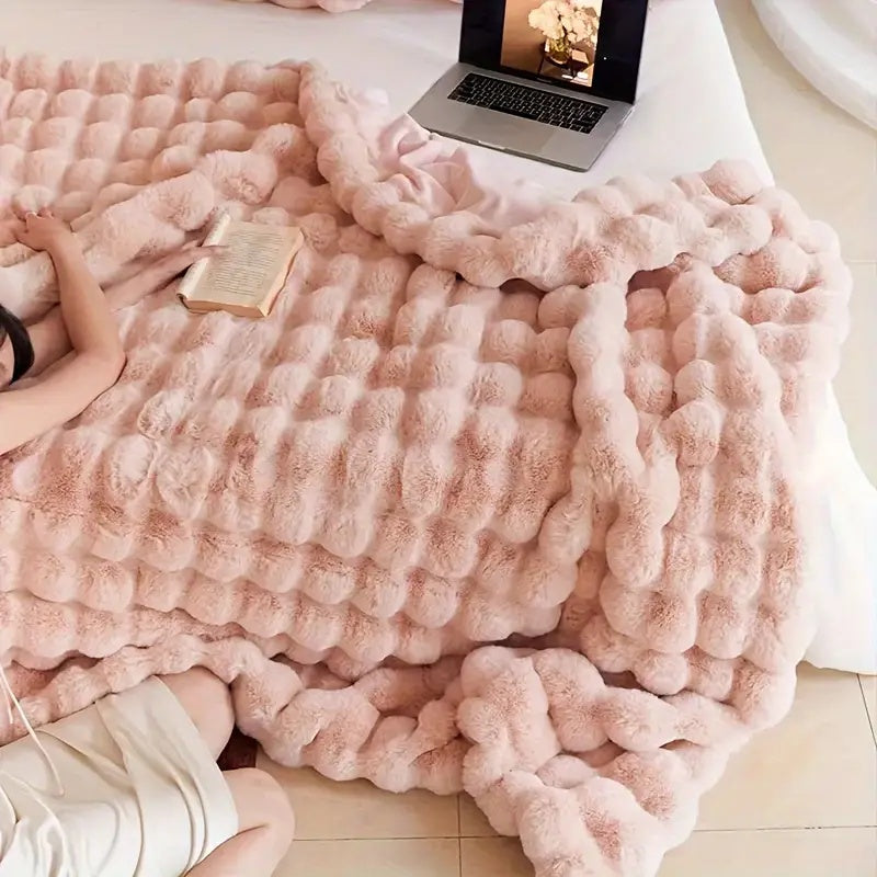 Plush Faux Rabbit Fur Throw Blanket – Double-Layered, Ultra-Soft & Lightweight for Couch, Bed & Travel | Thomler