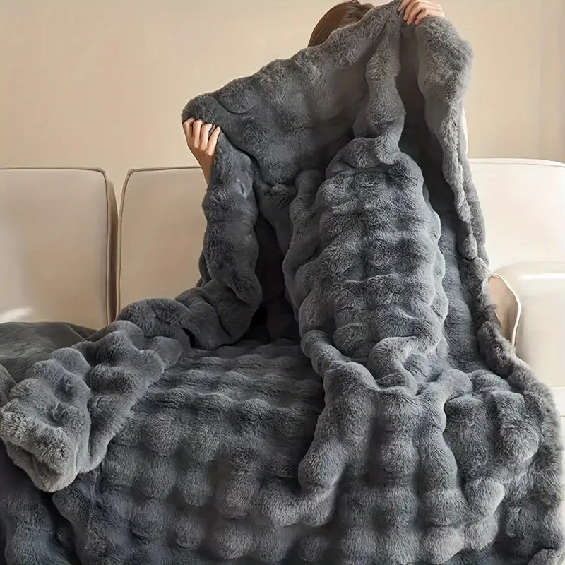 Plush Faux Rabbit Fur Throw Blanket – Double-Layered, Ultra-Soft & Lightweight for Couch, Bed & Travel | Thomler
