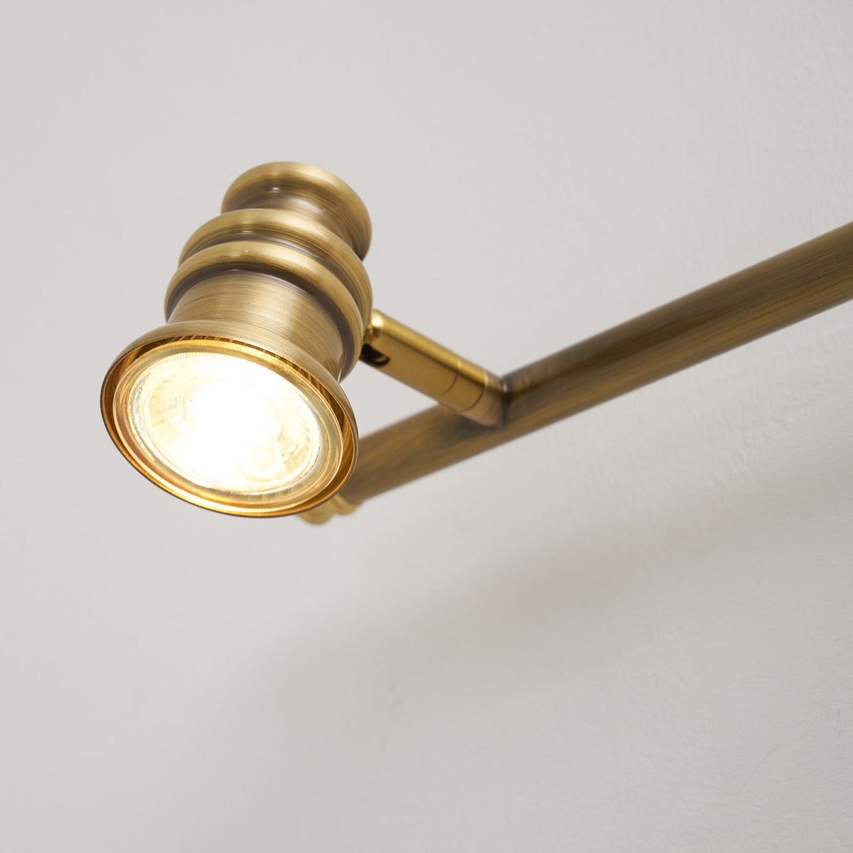 Adjustable Brass Track Wall Light – Multi-Spot Indoor Sconce for Picture Gallery, Kitchen Counter & Bath | Thomler