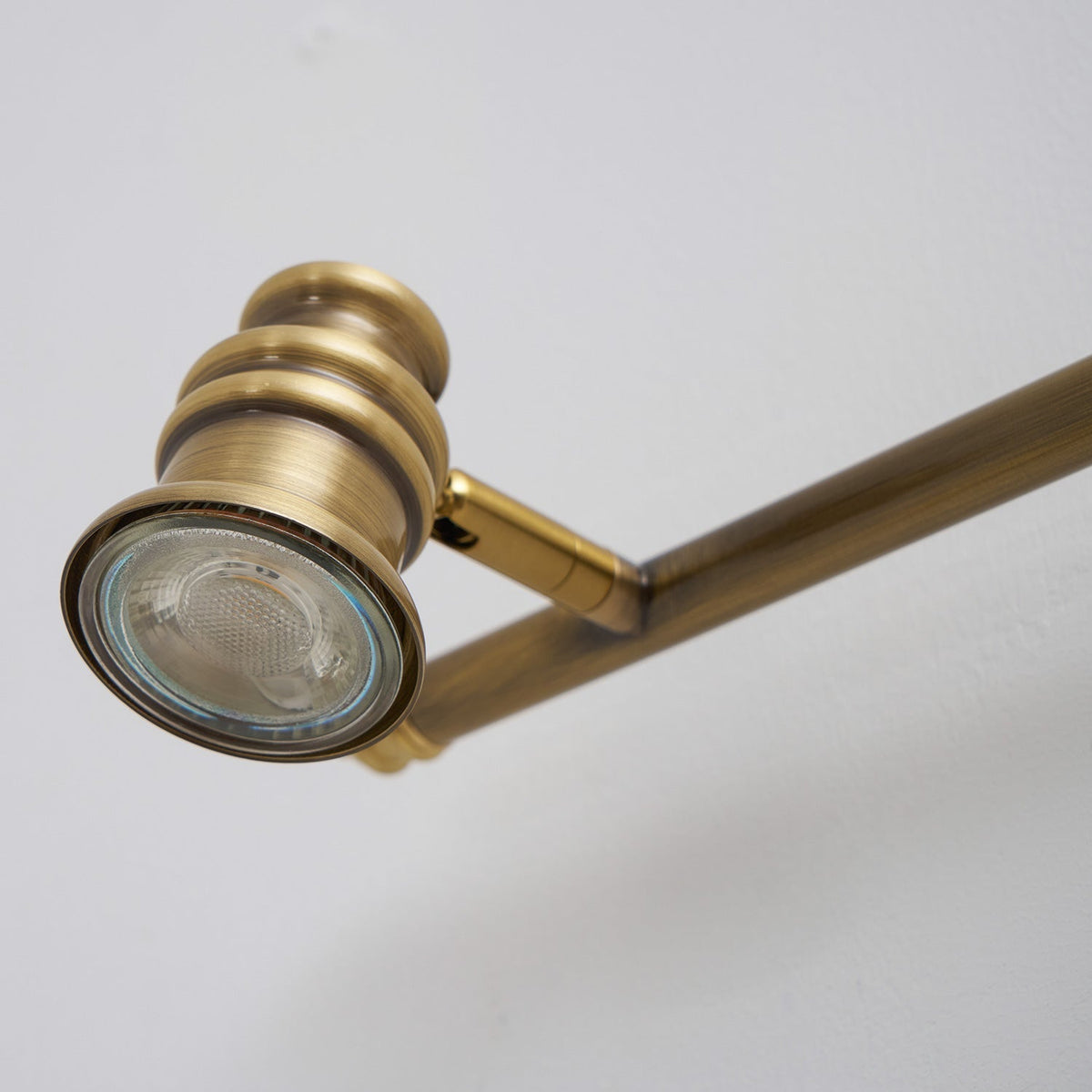 Adjustable Brass Track Wall Light – Multi-Spot Indoor Sconce for Picture Gallery, Kitchen Counter & Bath | Thomler