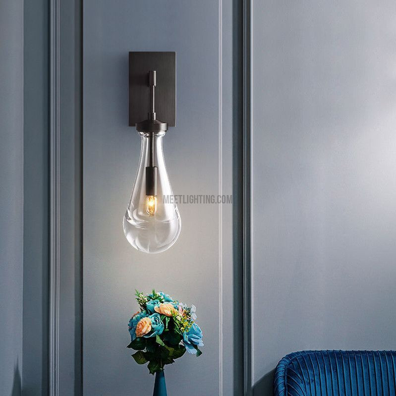 Hand-Blown Glass Wall Sconce with Teardrop Shade – Modern Brass Lighting for Bedroom, Hallway & Living Room | Thomler