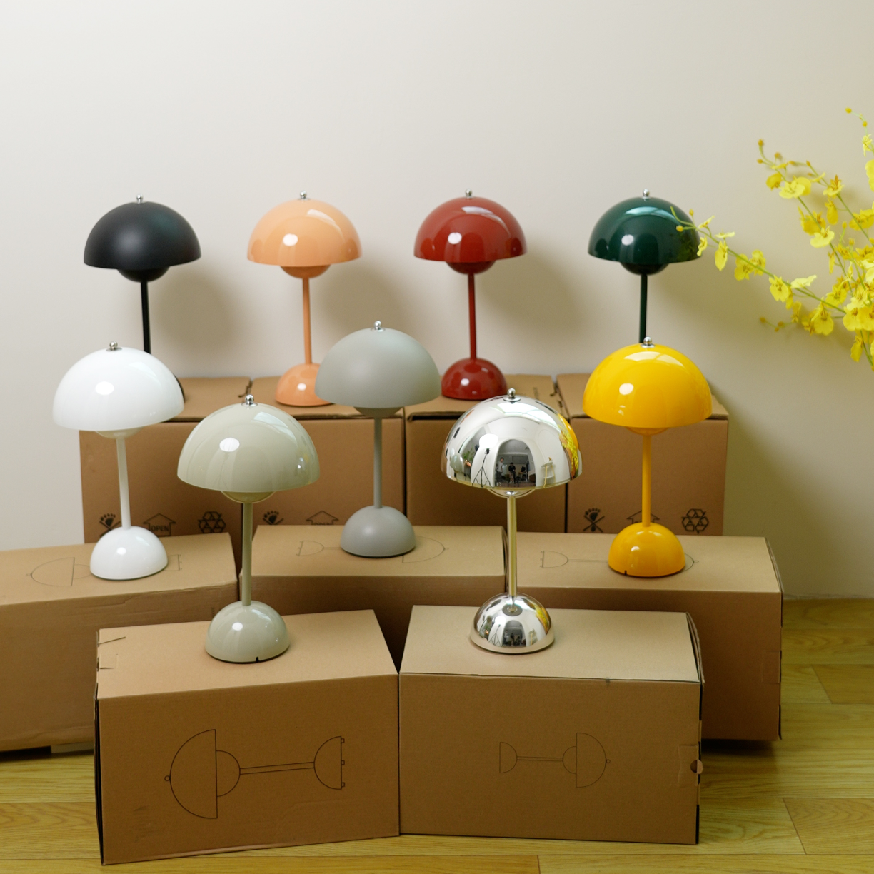 Desk Lamp Metal 6.3 in Rechargeable Tri-Color Small Table Light | Thomler