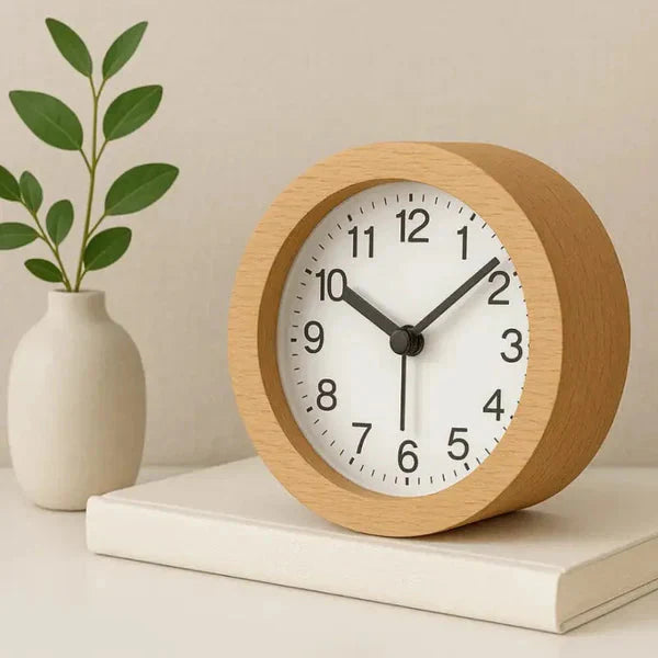 Lautloser Holz-Wecker mit LED-Nachtlicht – Buchenholz, kein Ticken, mit Snooze