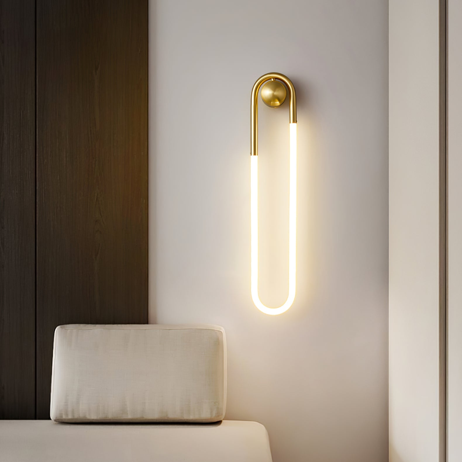 Wall Lamp Brass 17.7 in LED 9W Indoor Bedroom Living Room Accent Lighting Contemporary Design | Thomler