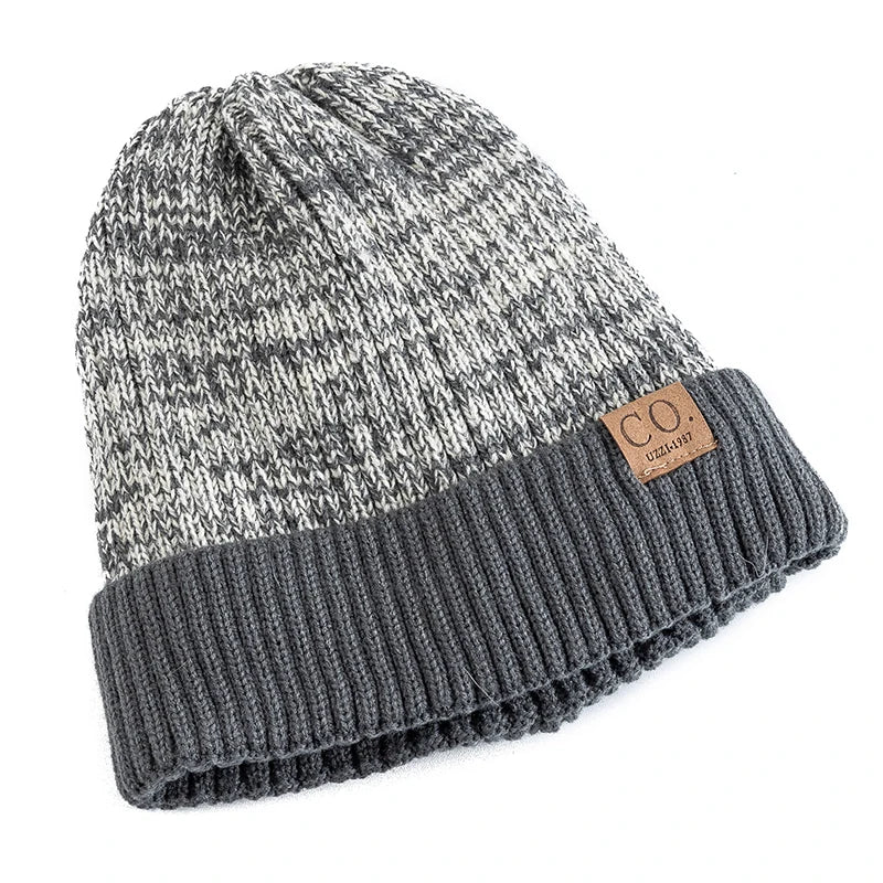 Two-Tone Fleece-Lined Winter Beanie for Men & Women – Soft Knit Hat with Plush Interior for Cold Weather | Thomler
