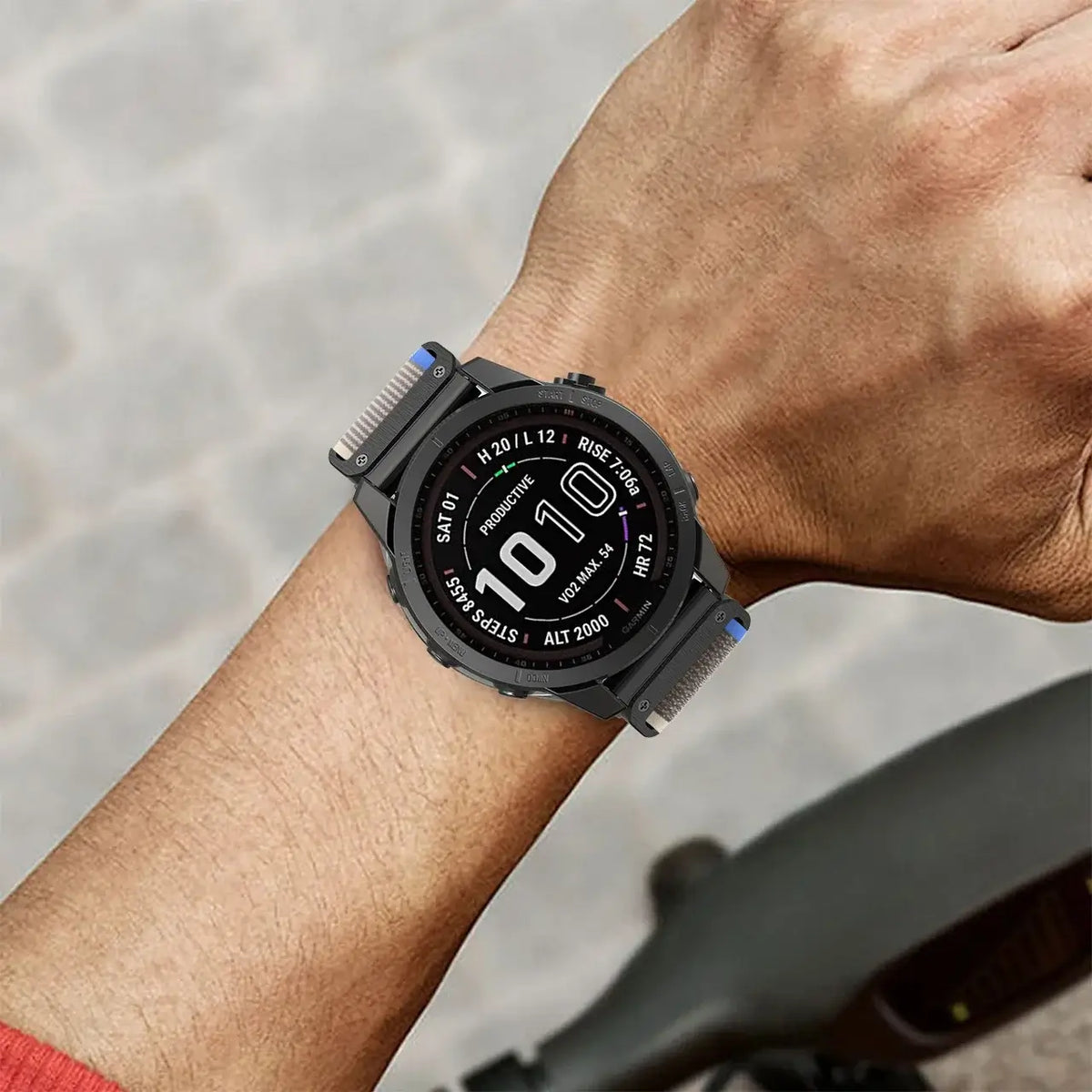 Adjustable Nylon Hook-and-Loop Smartwatch Band – Breathable Sports Strap for Fitness Tracking | Thomler