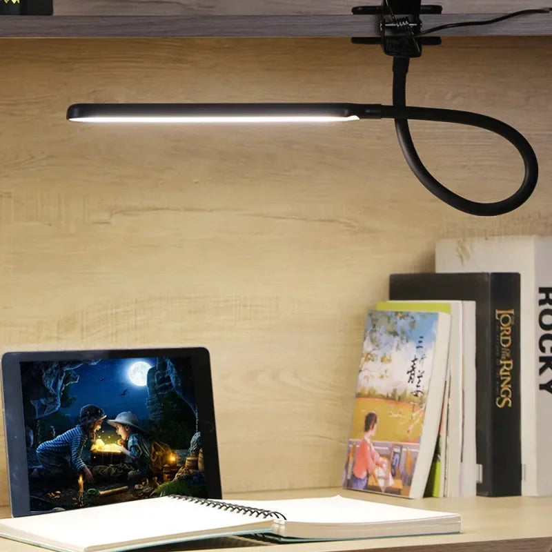 USB Clip-On Desk Lamp with Adjustable Gooseneck – 3 Light Modes & Dimmer – Eye-Safe Reading Light for Workspace, Nightstand & Study | Thomler