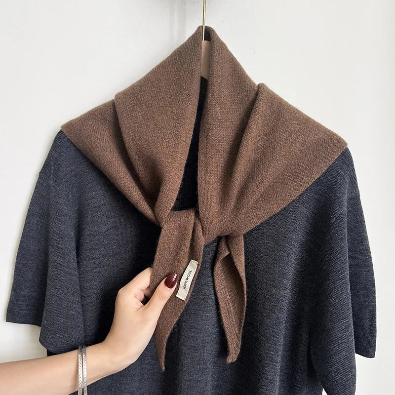 Pure Wool Triangle Shawl for Women – Cozy Knit Head Wrap Scarf Cold Weather Accessory Versatile Bandana Style | Thomler