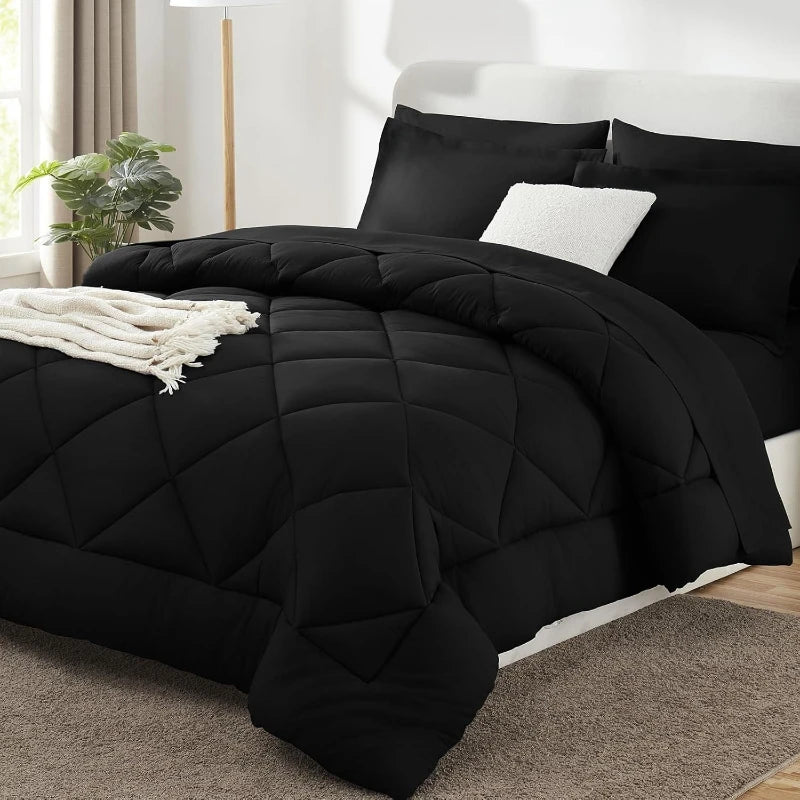 Solid Color Polyester Comforter for All Seasons – Lightweight Breathable Duvet with Soft Touch Fabric for Queen & King Beds | Thomler