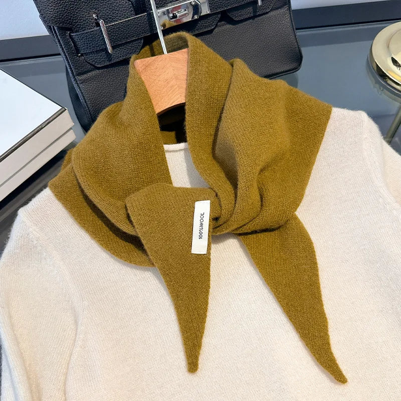 Pure Wool Triangle Scarf for Women – Oversized Warm Wrap Shawl in Solid Colors for Fall & Winter | Thomler