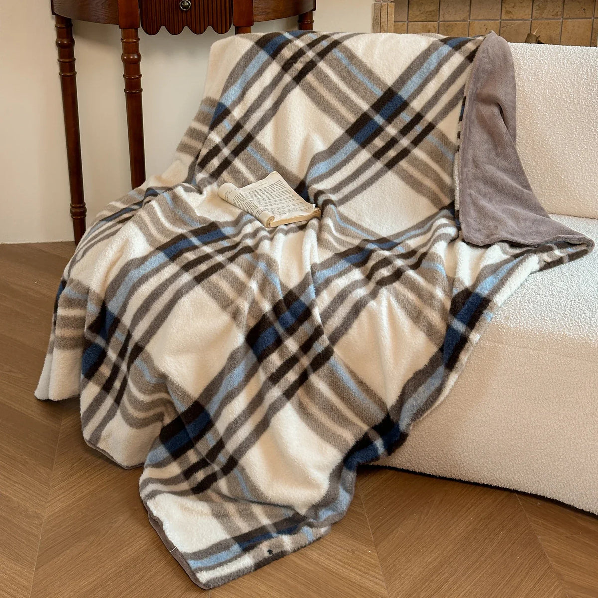 Faux Cashmere Plaid Throw Blanket – Thick Plush Portable Cover for Couch, Bed, Travel & Winter Warmth | Thomler