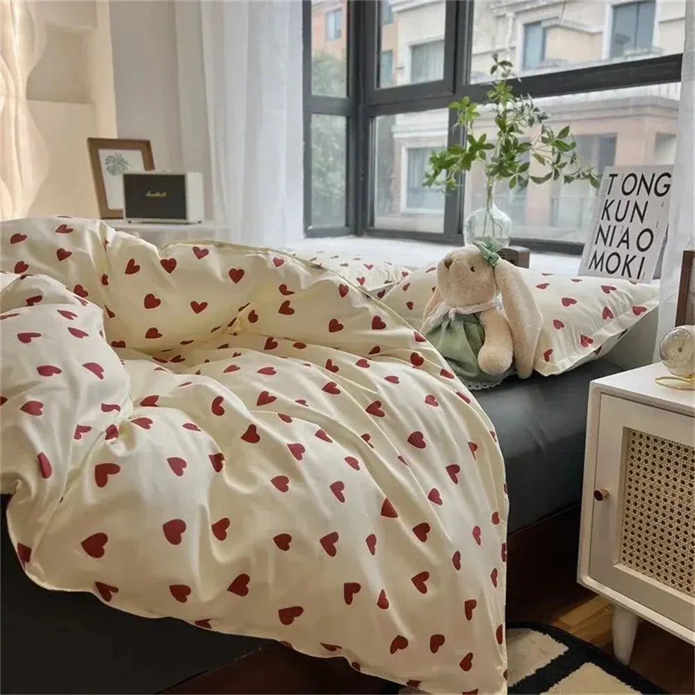 Heart Print Bedding Set – 4-Piece Queen Full Twin Duvet Cover Sheet & Pillowcases Microfiber Soft Lightweight for Kids Adults Bedroom | Thomler