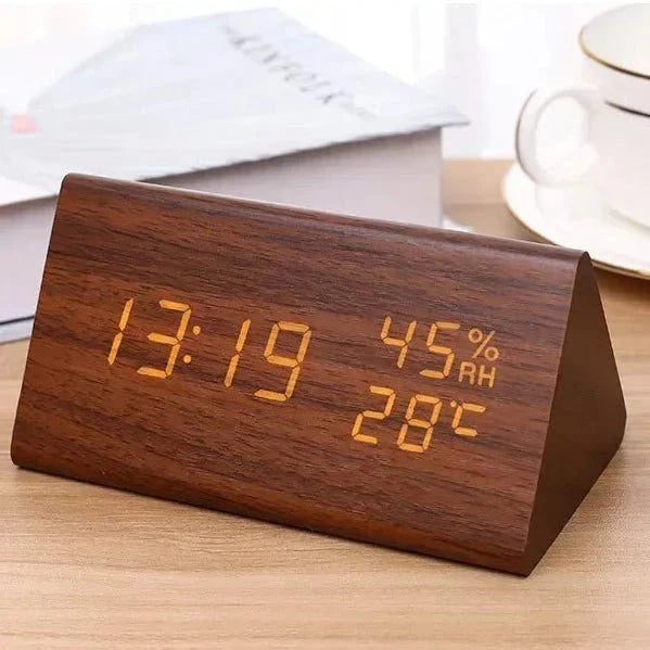 Digital Alarm Clock with Wood-Grain Finish – 3 Alarms, Temperature Display & Adjustable LED Brightness for Bedroom, Desk & Nightstand | Thomler