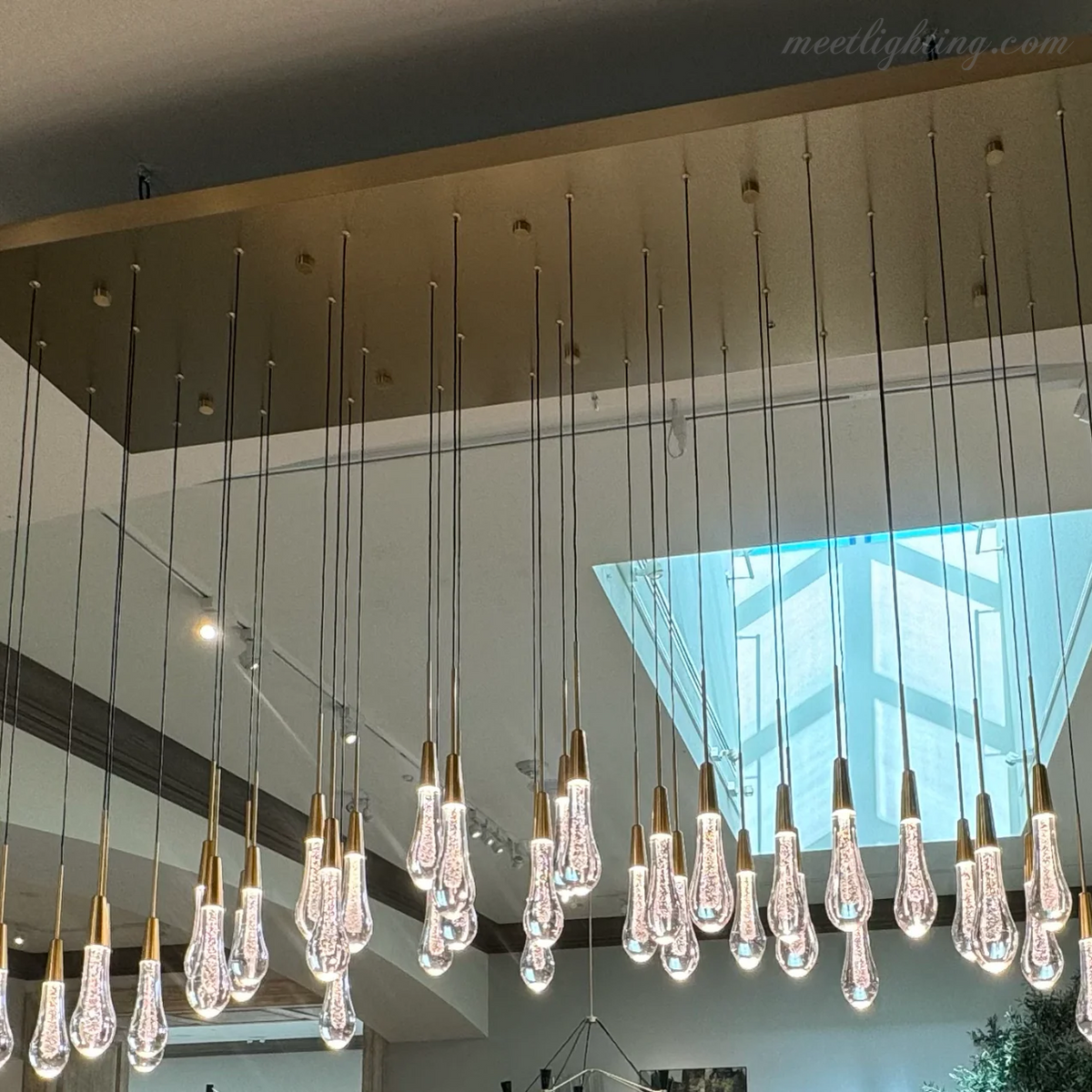 Linear LED Chandelier with Textured Glass Drops – Adjustable Height – Brass Bronze Nickel – 37 to 120 Inch – Dining Room Kitchen Island | Thomler