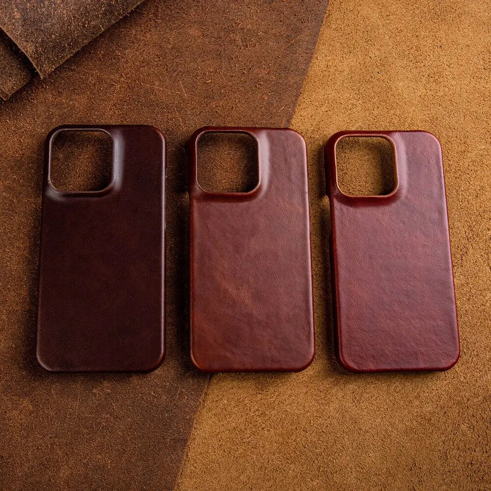 Handcrafted Full-Grain Cowhide iPhone Case – Shock-Absorbing Edge Protection with Raised Camera Lip and Port Precision | Thomler