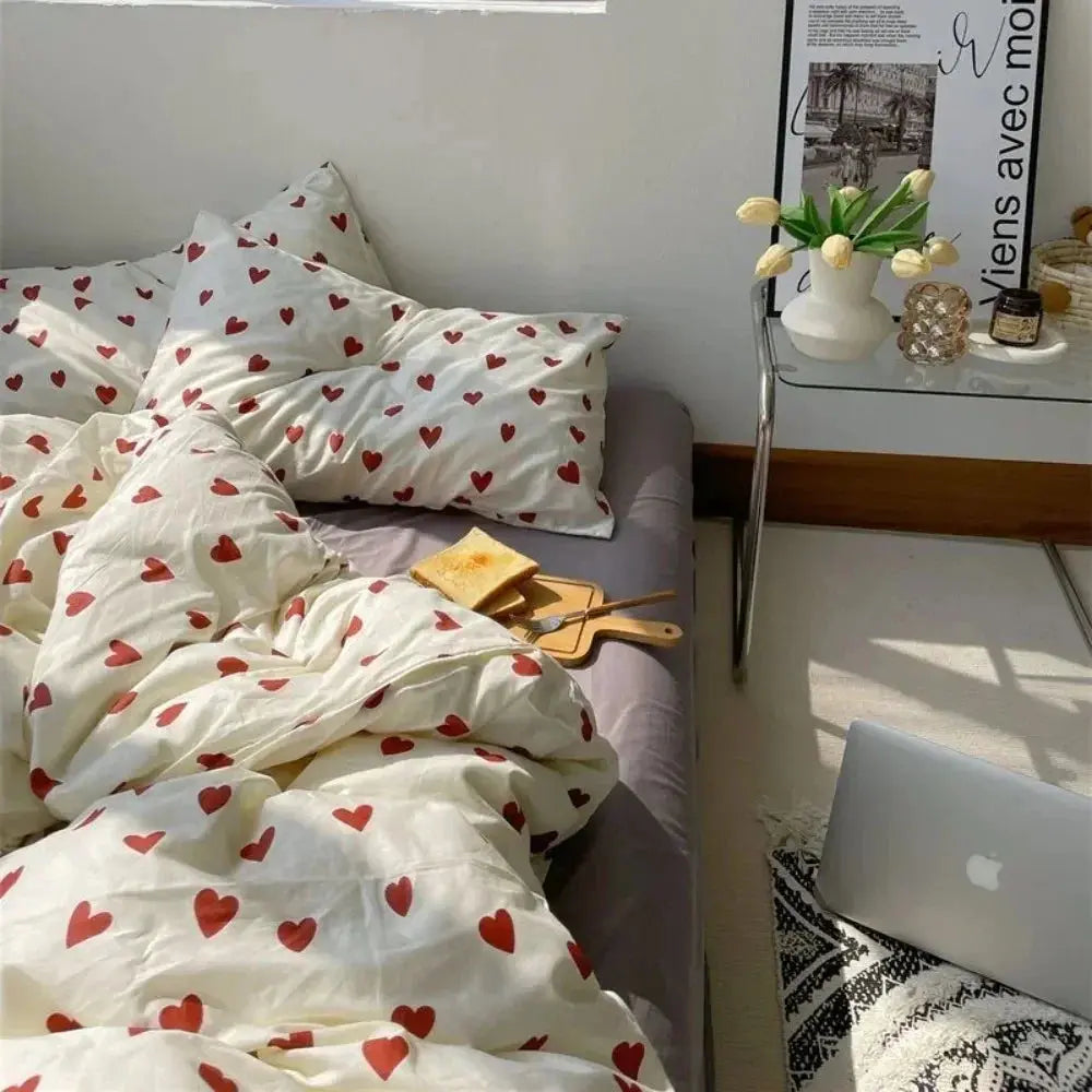Heart Print Bedding Set – 4-Piece Queen Full Twin Duvet Cover Sheet & Pillowcases Microfiber Soft Lightweight for Kids Adults Bedroom | Thomler