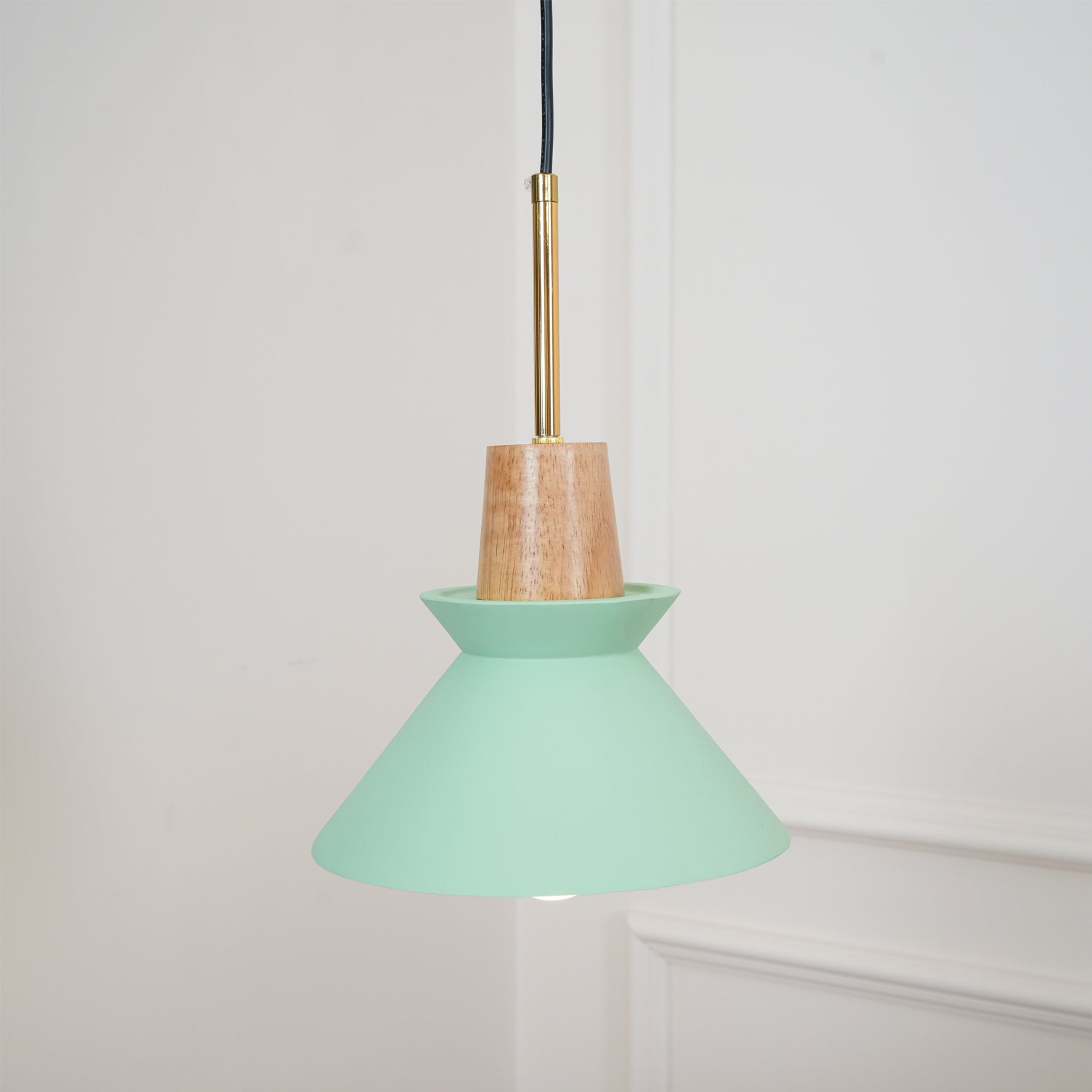 Pendant Light Resin Wood 8.7 in Dining Room Kitchen Island Hanging Ceiling Lamp Scandinavian Style | Thomler