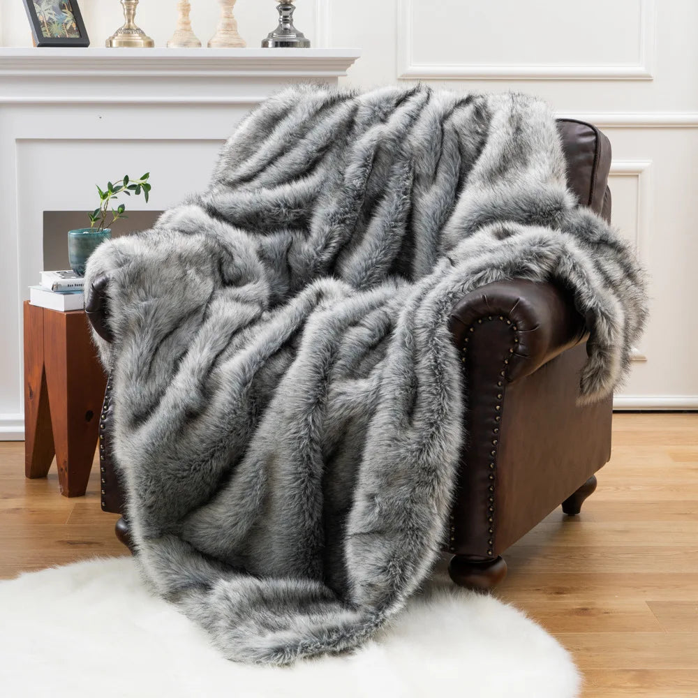 Throw Blanket Faux Fur 80 in x 60 in Luxury Living Room Sofa Bed Decorative Cozy Throw | Thomler