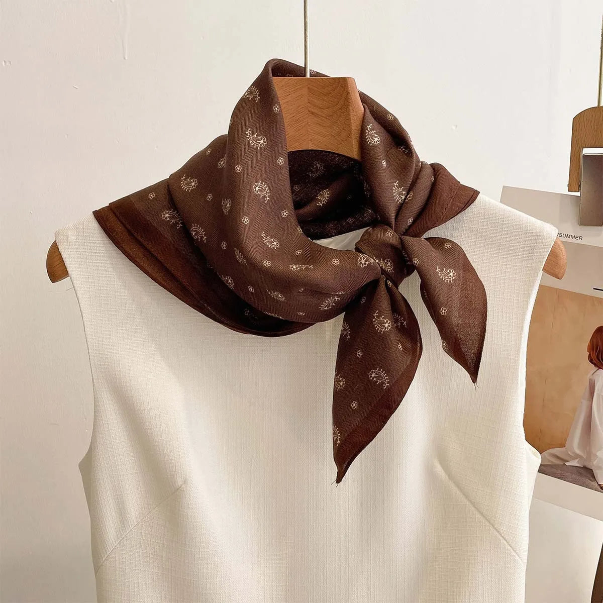 Lightweight Bandana Square Headscarf for Women – Versatile Neck & Hair Wrap in Printed Designs | Thomler