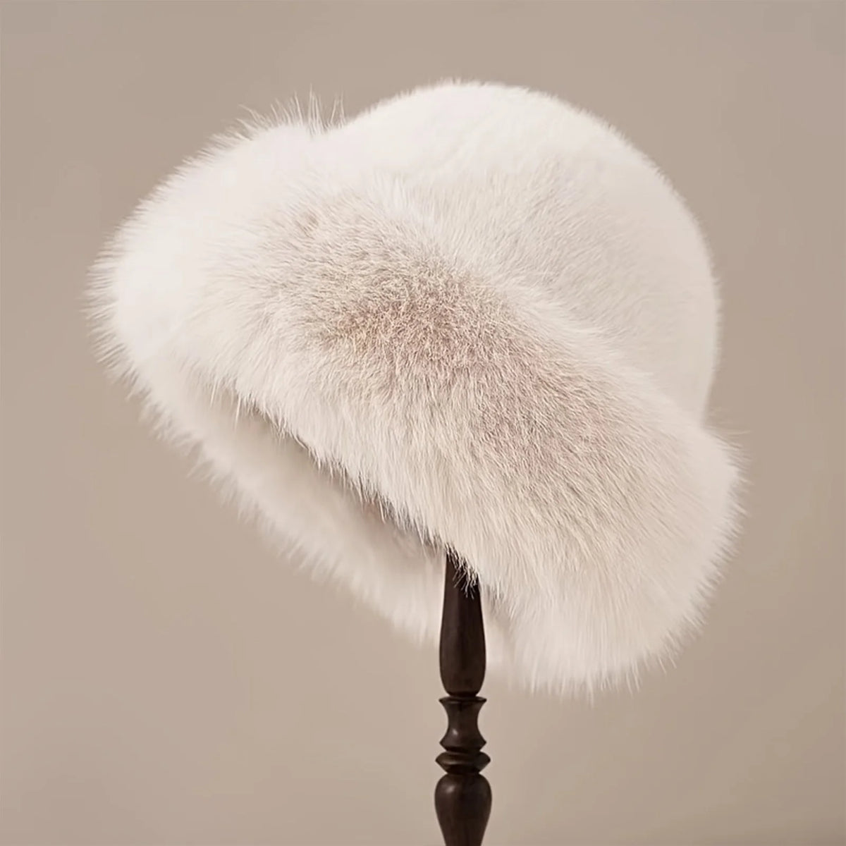 Faux Fur Trapper Hat for Women – Windproof Ear Flaps, Thick Fleece Lining for Skiing, Snowboarding & Winter Sports | Thomler