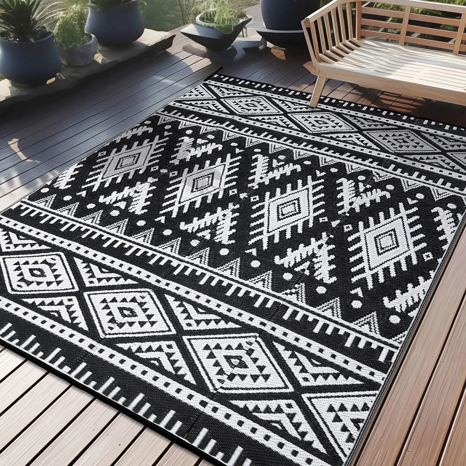 Outdoor Rug Braided Plastic Reversible Black White Patio Camping Garden Picnic Mat Waterproof UV Resistant Foldable | Thomler