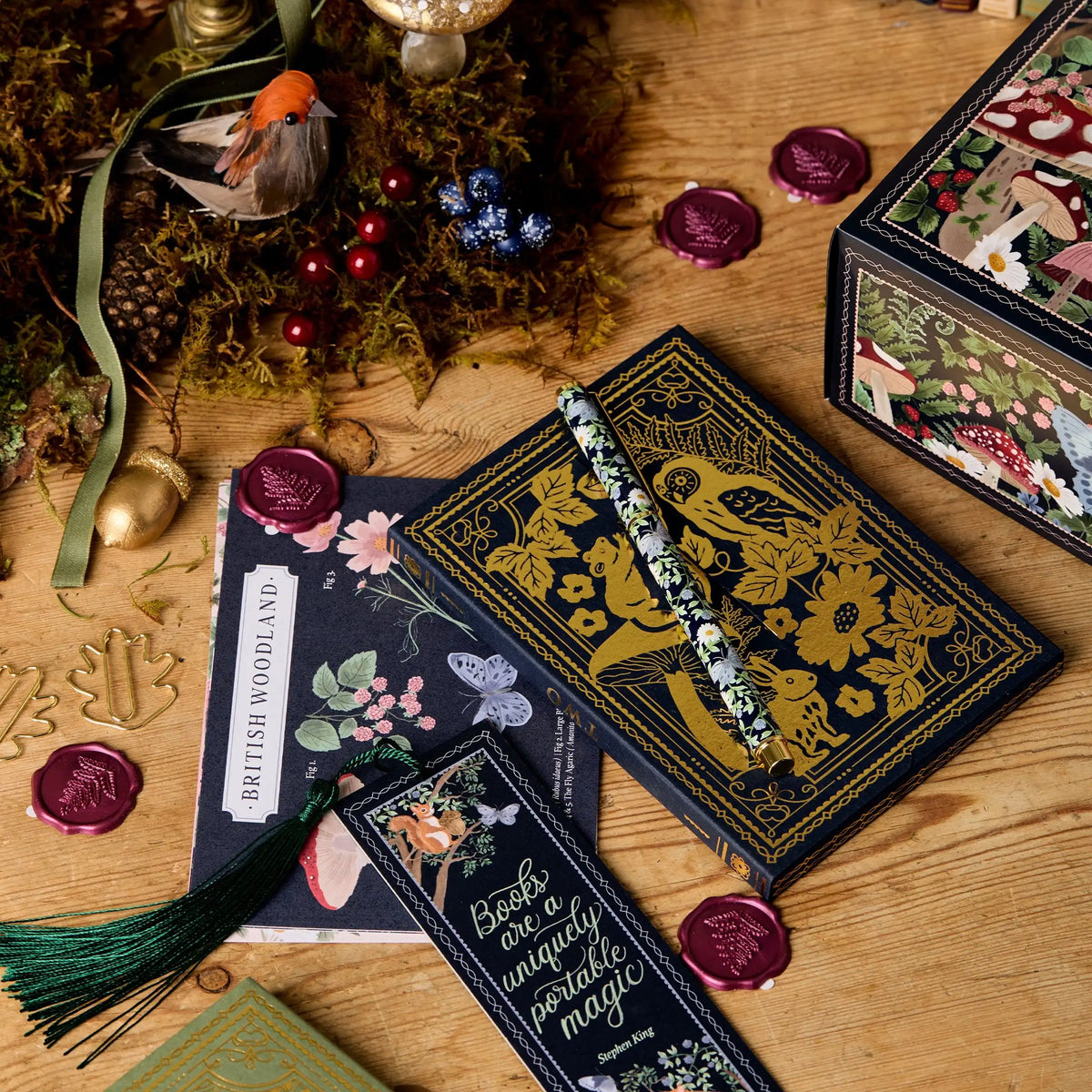 24-Day Stationery Advent Calendar – Daily Creative Supplies Countdown for December | Thomler