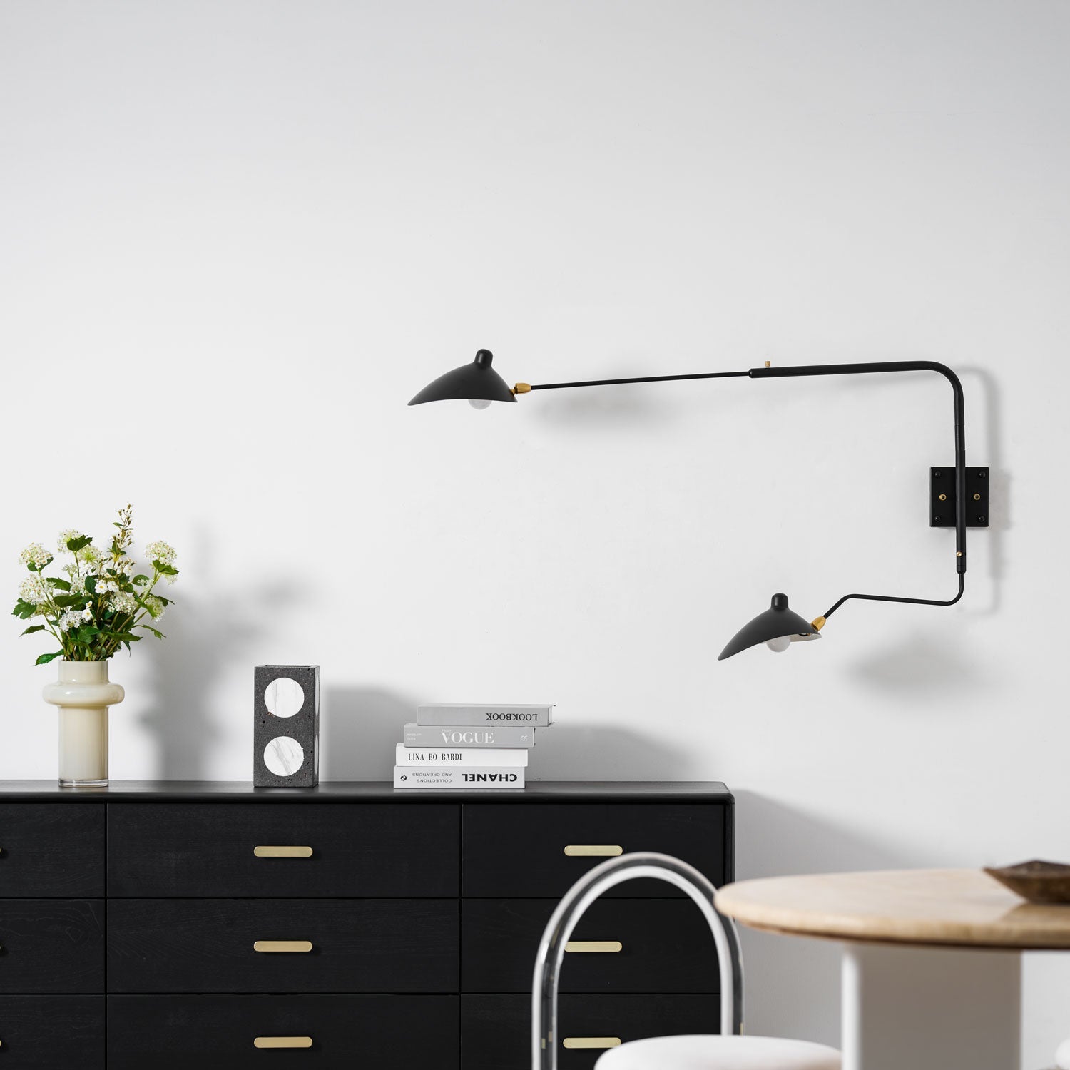 One-Arm Adjustable Wall Sconce 47–55 in Metal LED Indoor Lighting Modern Design | Thomler