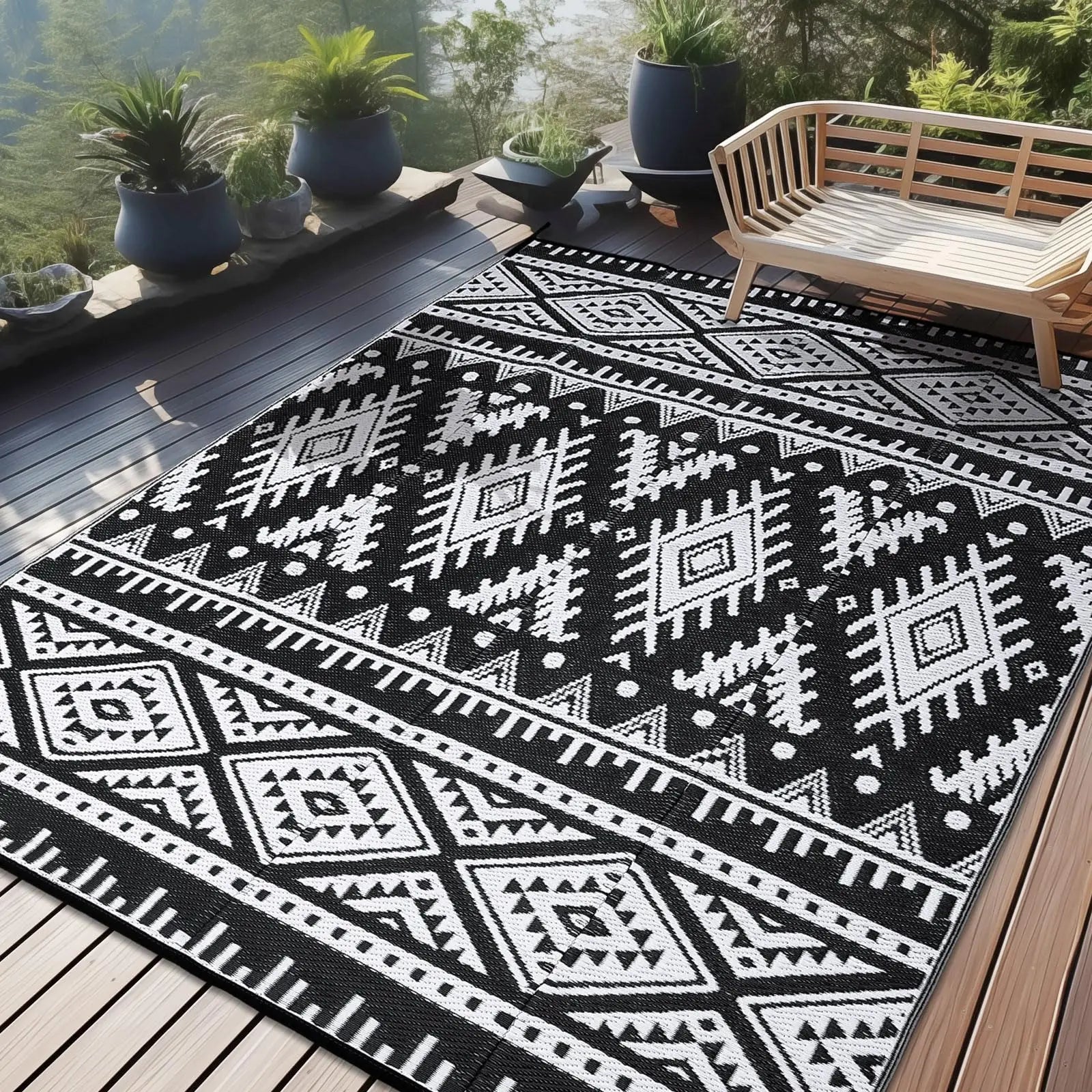 Outdoor Rug Braided Plastic Reversible Black White Patio Camping Garden Picnic Mat Waterproof UV Resistant Foldable | Thomler