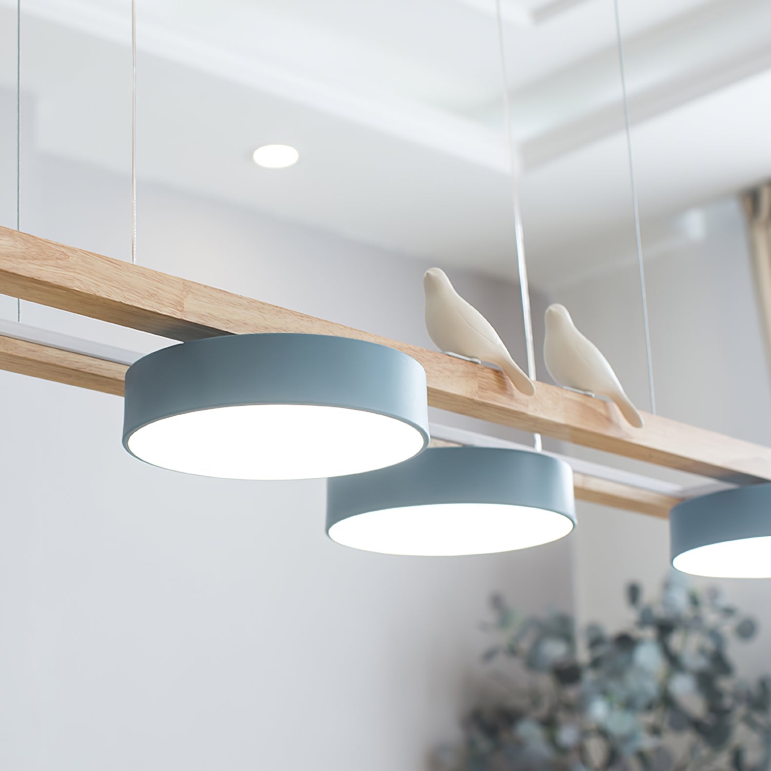 Pendant Light Wood Frame 40.2 in Indoor Ceiling Chandelier 48W LED 1400 Lumen Decorative Dining Room Living Room Lighting | Thomler