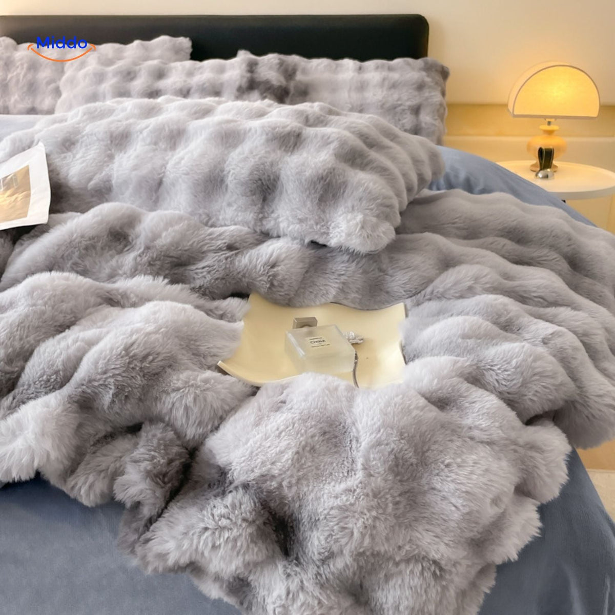 Faux Rabbit Fur 4-Piece Bedding Set – Ultra-Soft Plush Duvet Cover, Sheet & Pillowcases for Year-Round Cozy Warmth | Thomler