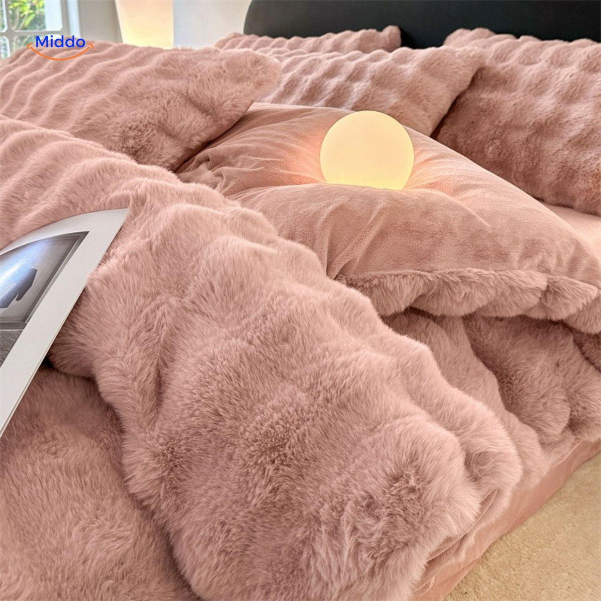Faux Rabbit Fur 4-Piece Bedding Set – Ultra-Soft Plush Duvet Cover, Sheet & Pillowcases for Year-Round Cozy Warmth | Thomler