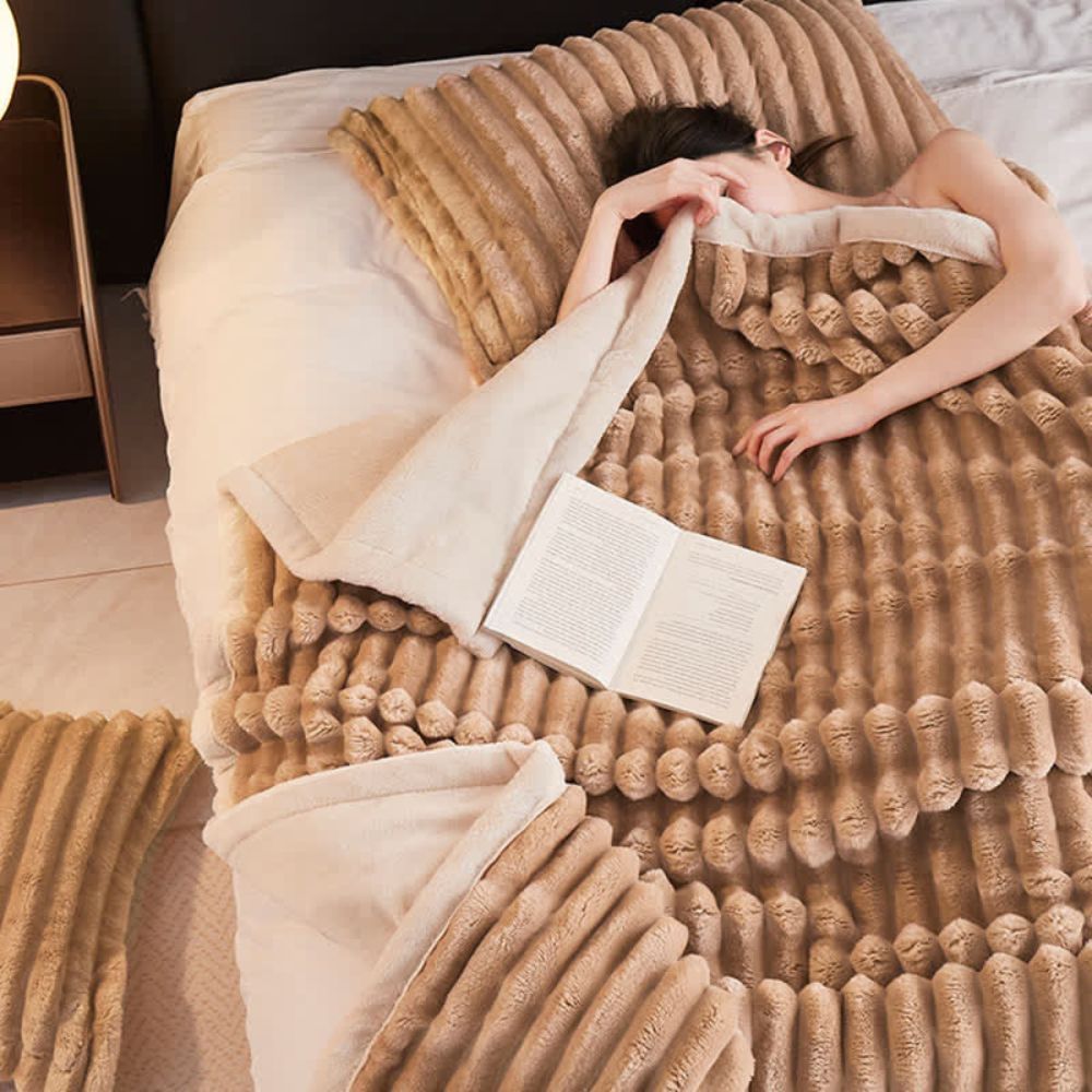 Reversible Microfiber Throw Blanket – Ultra-Soft Dual-Texture Plush for Couch, Bed & Layering | Thomler