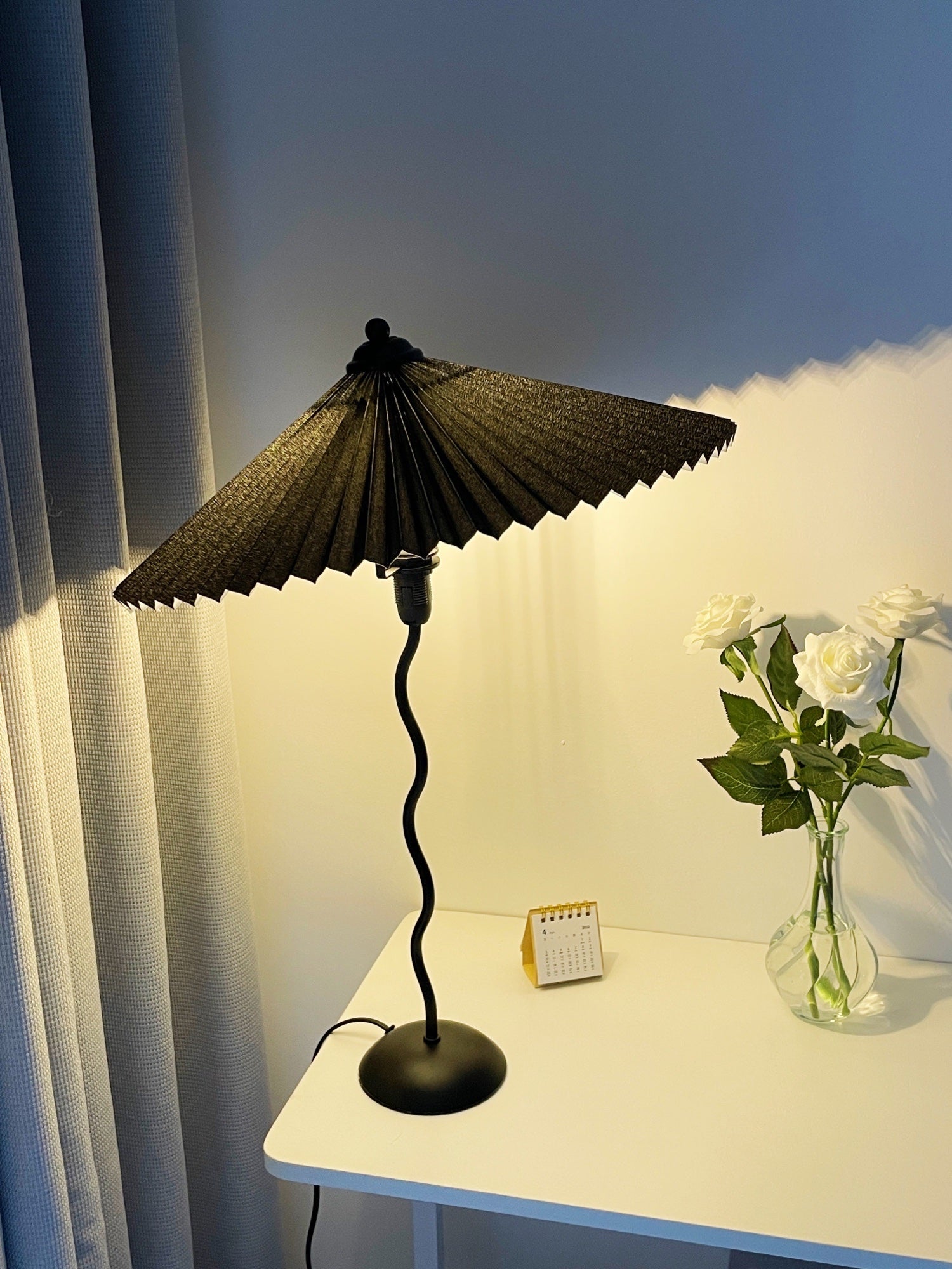 Metal Table Lamp 16.9 in Pleated Fabric Shade Curved Base Bedroom Living Room Nordic Minimalist Desk Lighting | Thomler
