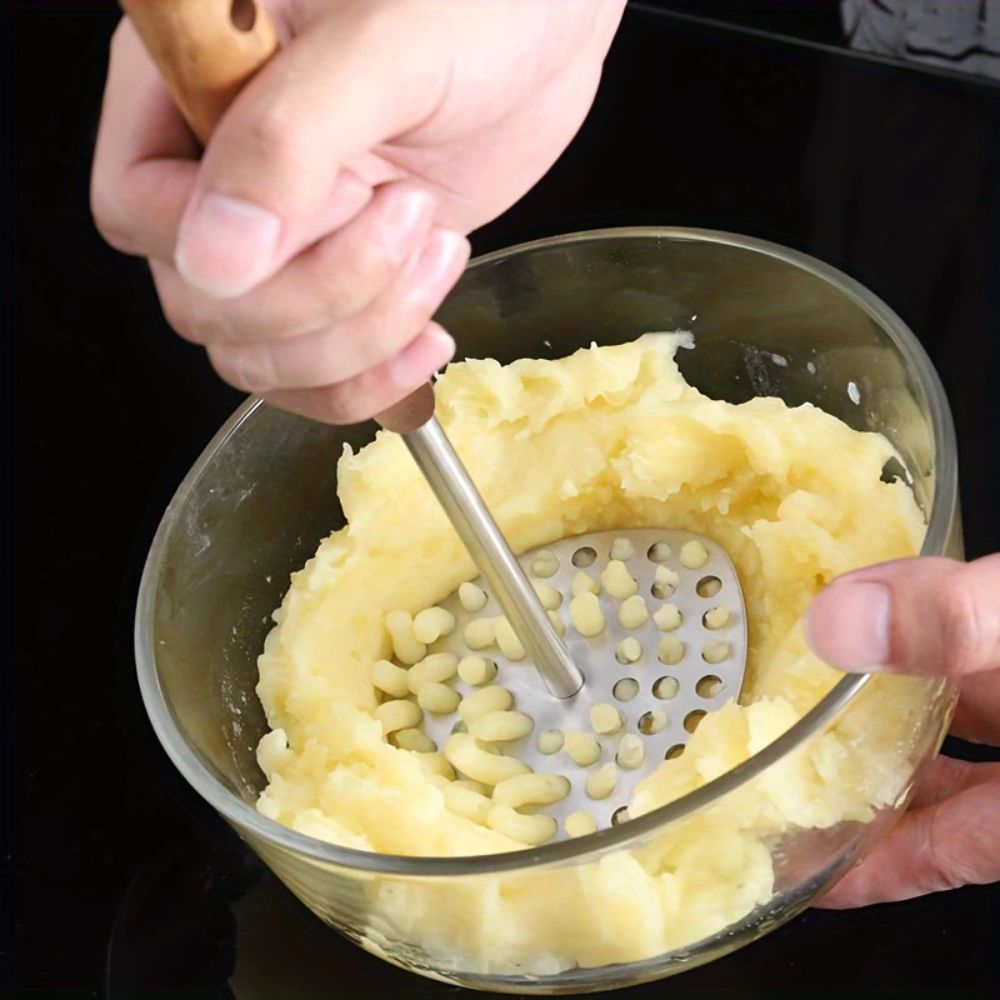 Potato Masher Stainless Steel Wooden Handle Vegetable Puree Kitchen Tool Comfortable Grip Manual Food Press | Thomler