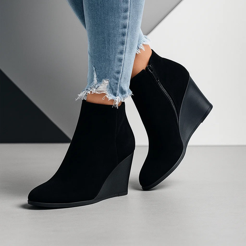 Women's Wedge Bootie with Sculpted Topline Opening – Layered Heel & Soft Upper for Daily Versatility | Thomler