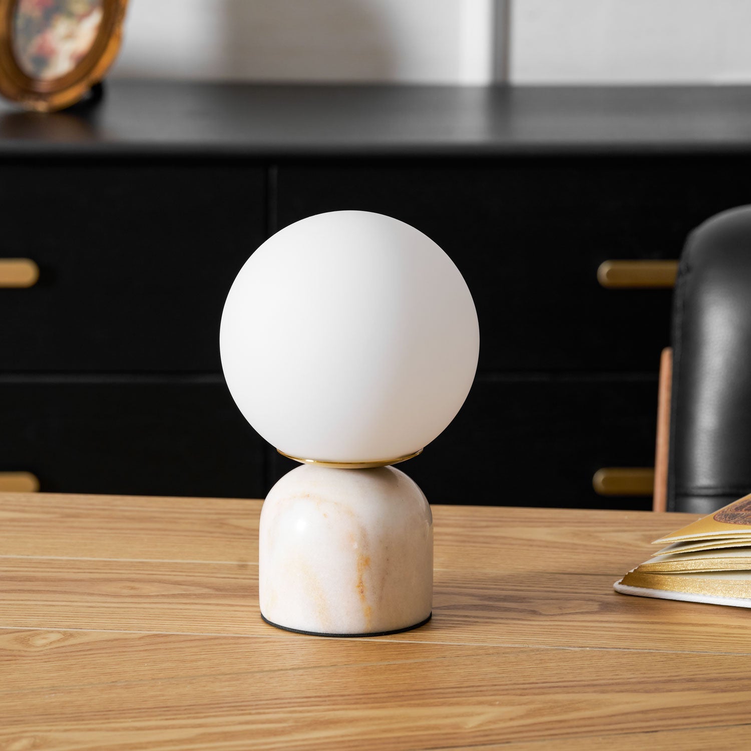 Marble Table Lamp 9.1 in (23.0 cm) Glass Globe Indoor Ambient Lighting Minimalist Modern Desk Light | Thomler