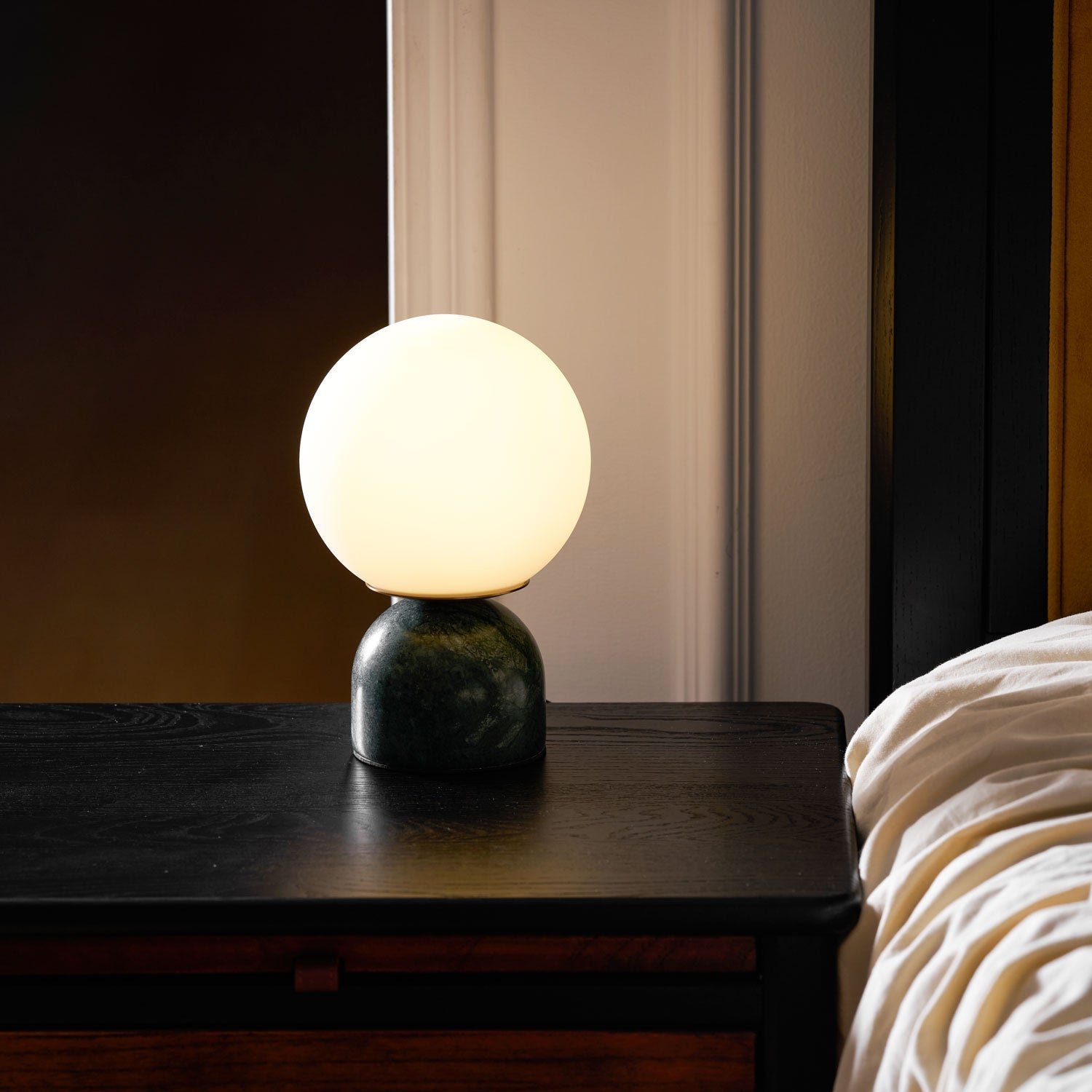 Marble Table Lamp 9.1 in (23.0 cm) Glass Globe Indoor Ambient Lighting Minimalist Modern Desk Light | Thomler