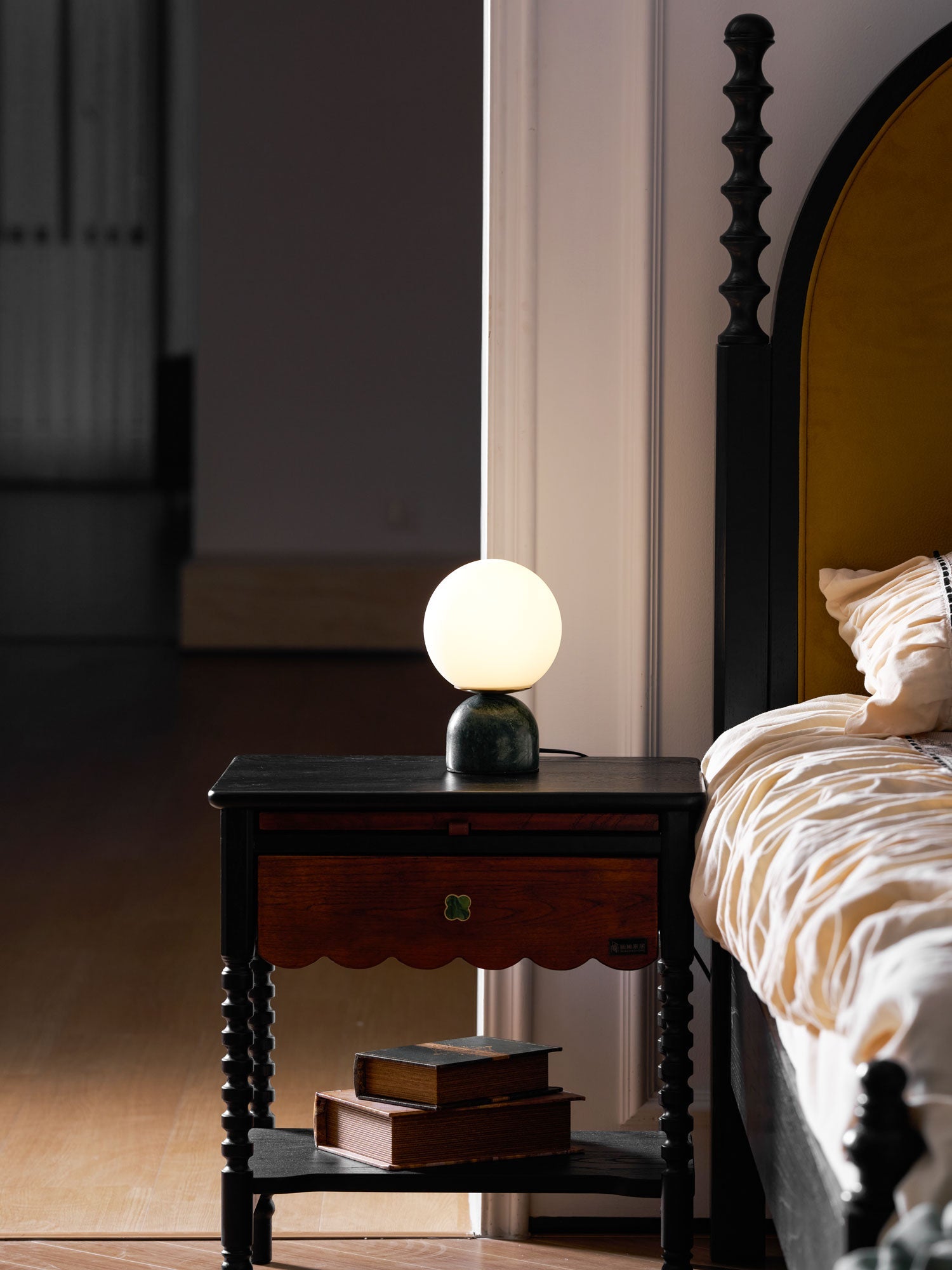 Marble Table Lamp 9.1 in (23.0 cm) Glass Globe Indoor Ambient Lighting Minimalist Modern Desk Light | Thomler