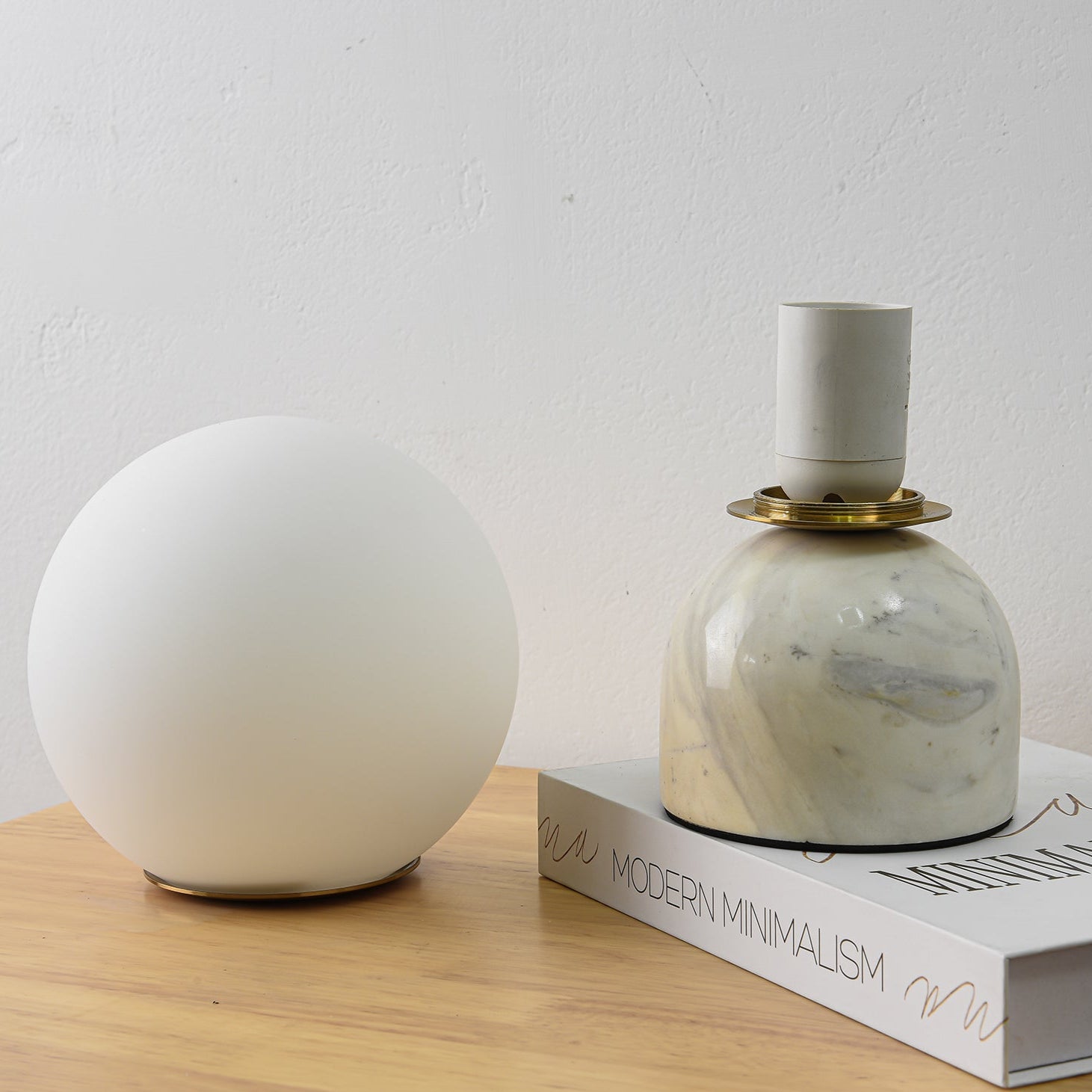 Marble Table Lamp 9.1 in (23.0 cm) Glass Globe Indoor Ambient Lighting Minimalist Modern Desk Light | Thomler