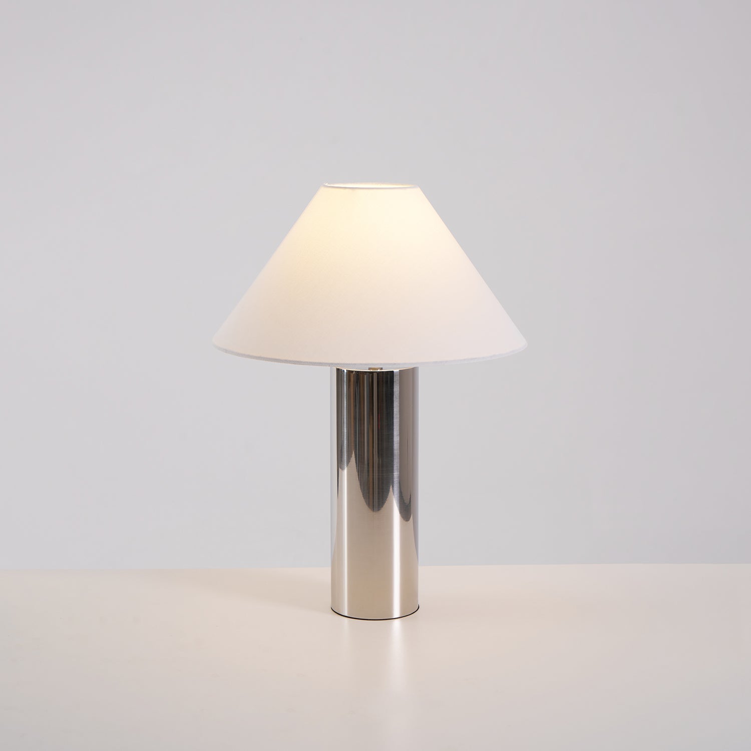 Table Lamp Cloth Iron 15.7 in White Modern Desk Bedroom Nightstand Reading Light | Thomler