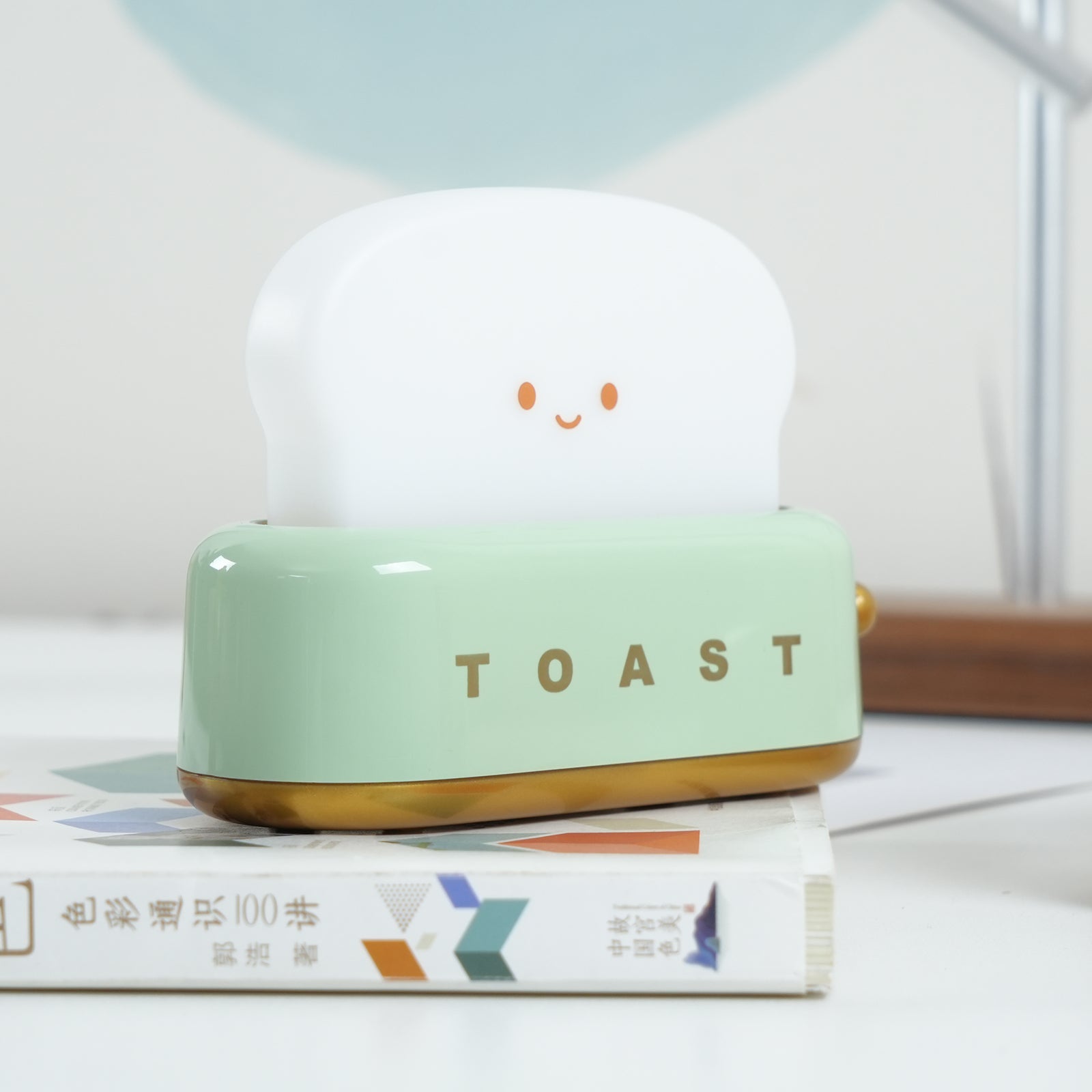 Night Light Plastic Toaster Shape 5.3 in Warm White Bedroom Desk Decorative Lamp USB LED Compact Portable | Thomler