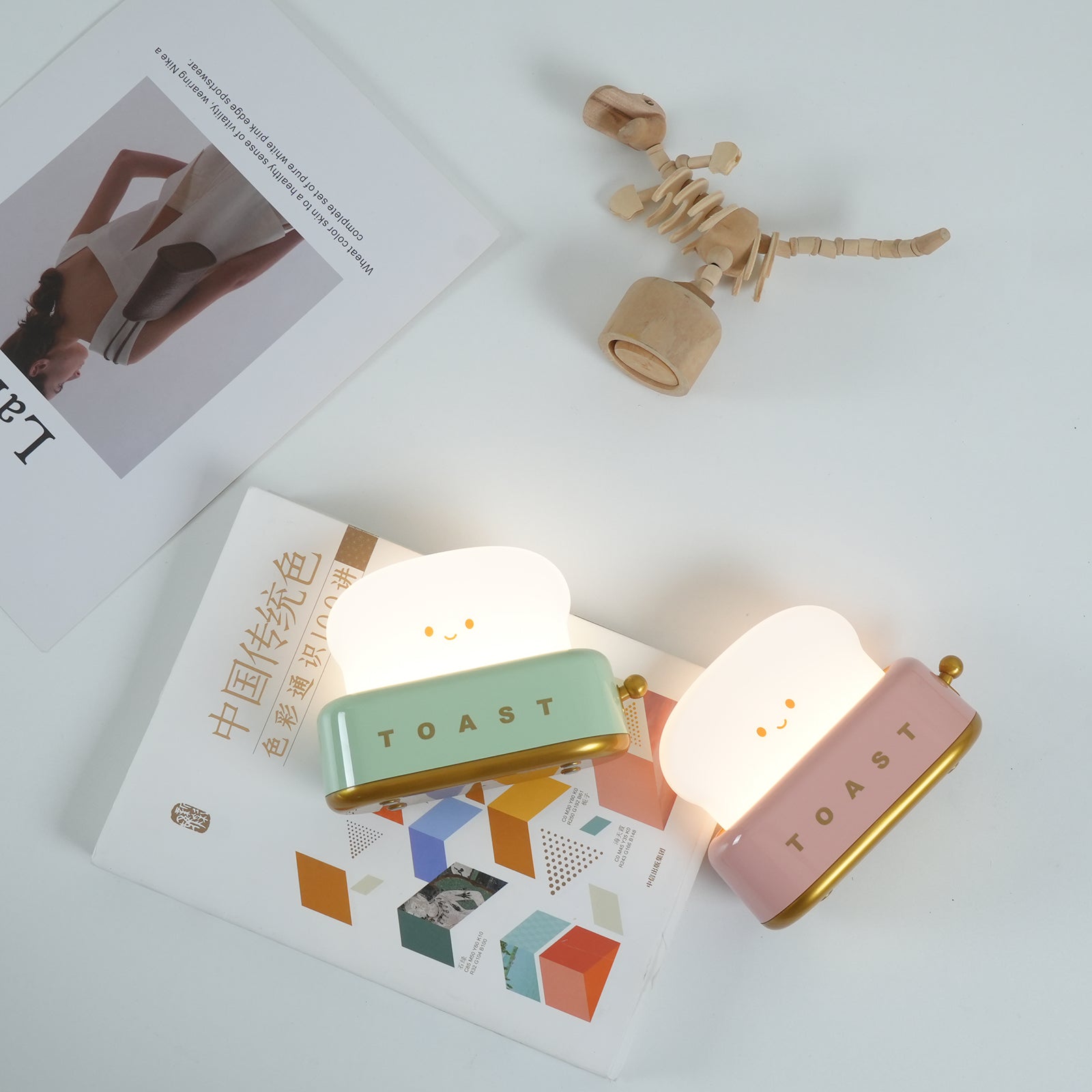 Night Light Plastic Toaster Shape 5.3 in Warm White Bedroom Desk Decorative Lamp USB LED Compact Portable | Thomler