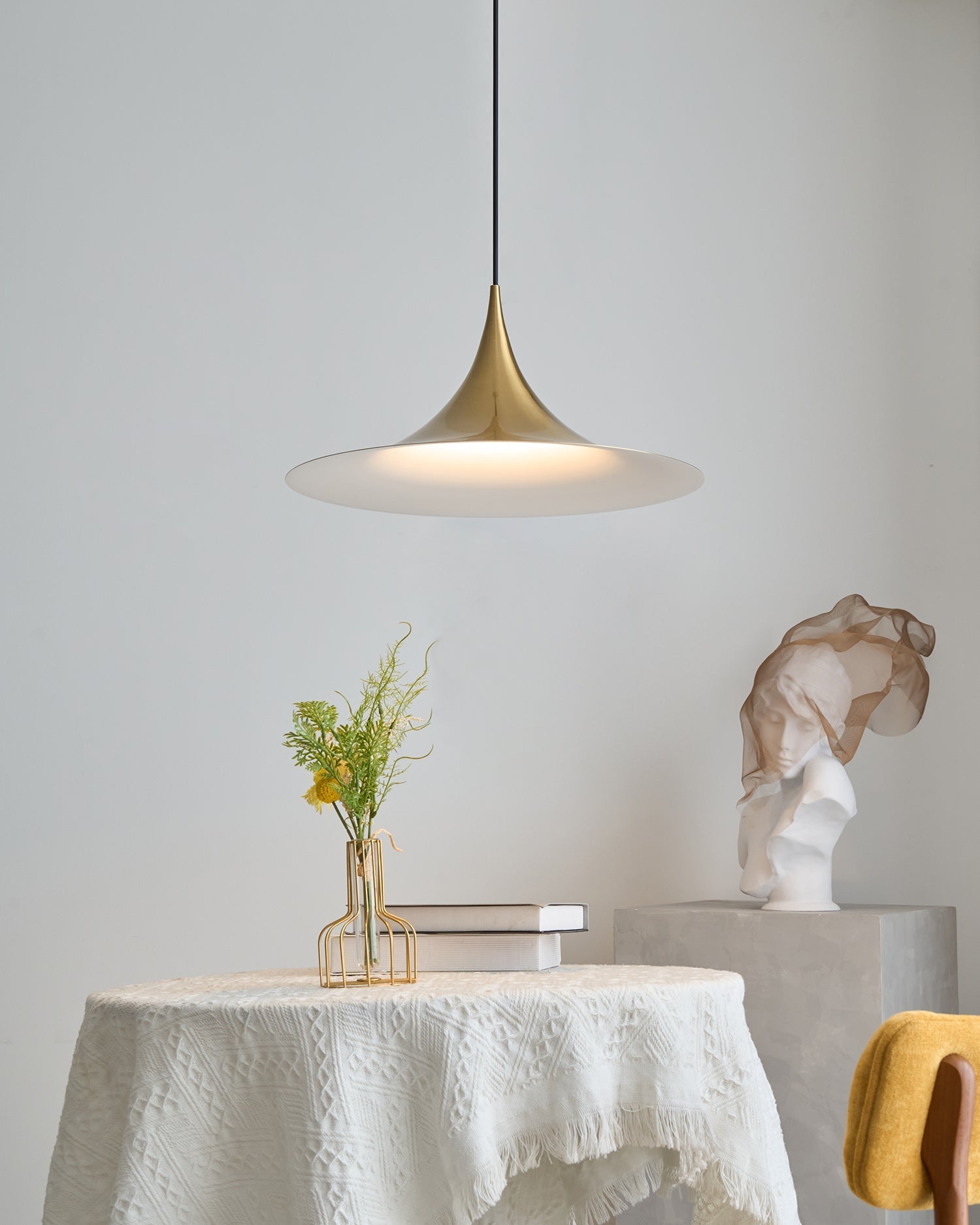 Pendant Light Aluminum Dome 11.8 in Adjustable Dining Room Kitchen Island Hanging Ceiling Lamp Minimal Modern Lighting Fixture | Thomler