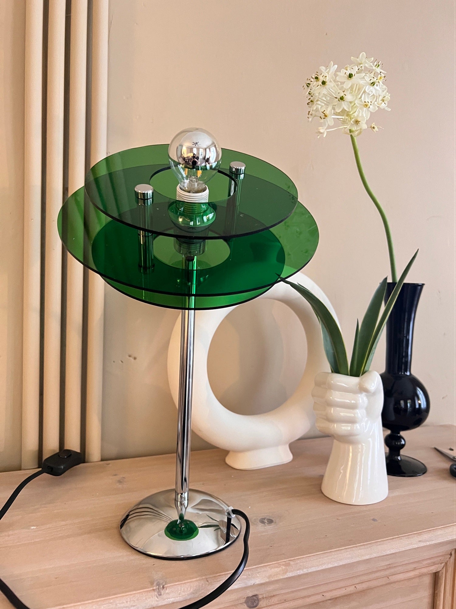 Table Lamp Acrylic 9.1 in Green Modern Desk Bedside LED Lighting Fixture | Thomler