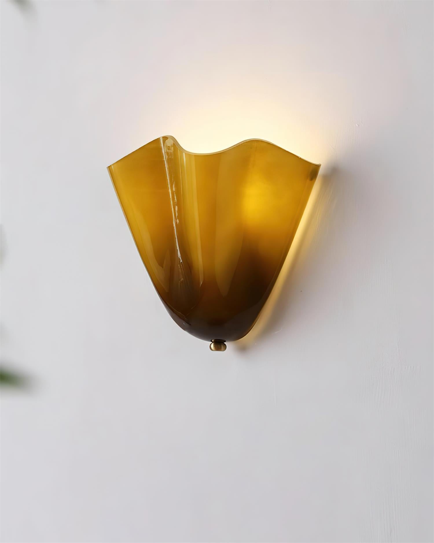 Wall Lamp Glass 11 in Hand Blown Petal Shade Bedroom Hallway Decorative Sconce Lighting Fixture | Thomler
