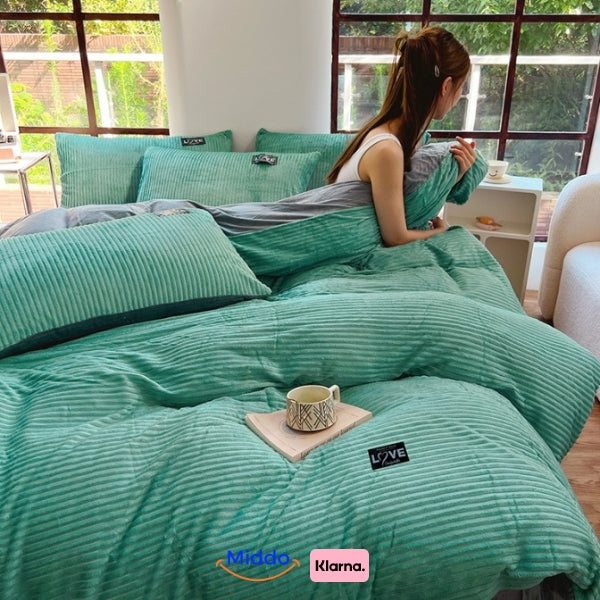 Plush Coral Fleece Duvet Cover Set with Zipper – Cozy Winter Bedding for Cold Nights | Thomler